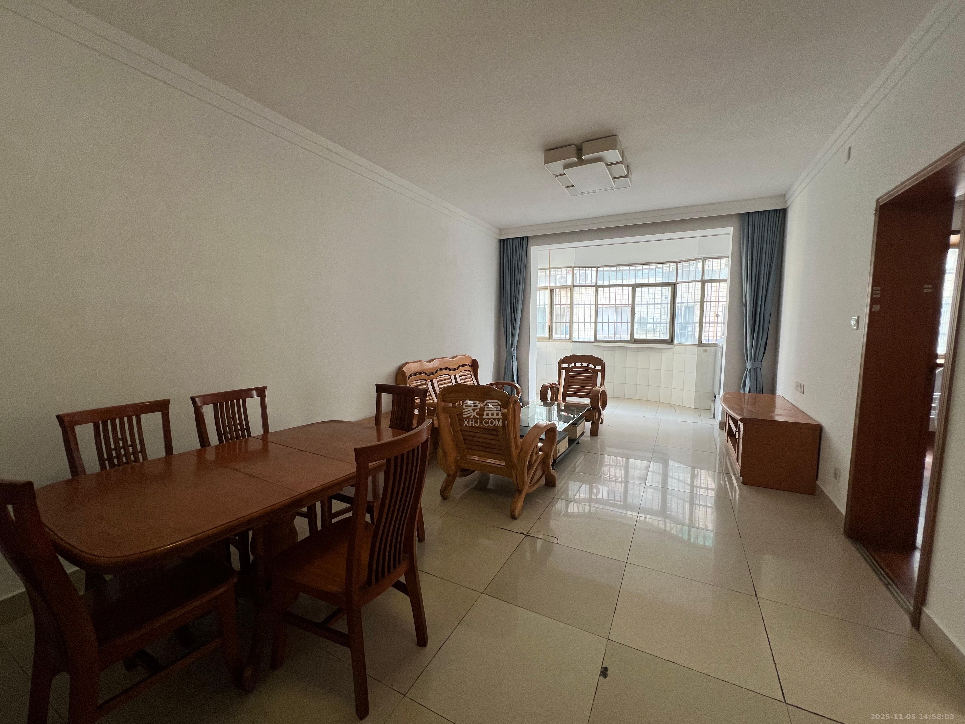 天韵家园 2室2厅1卫 1300.0元/月 天韵家园 2室2厅1卫 1300.0元/月室内图