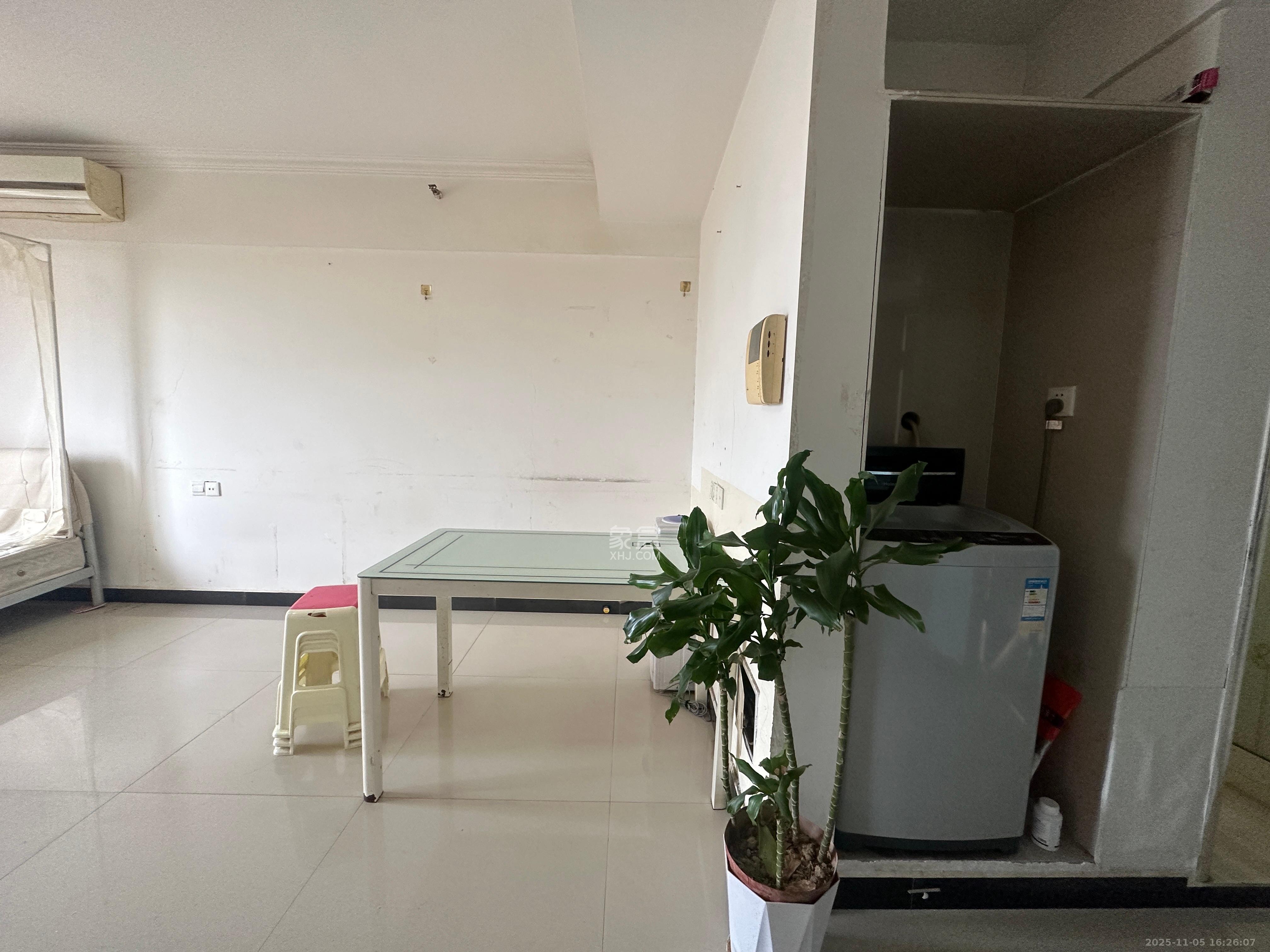 德庆水韵山城 1室1厅1卫 950.0元/月 德庆水韵山城 1室1厅1卫 950.0元/月室内图