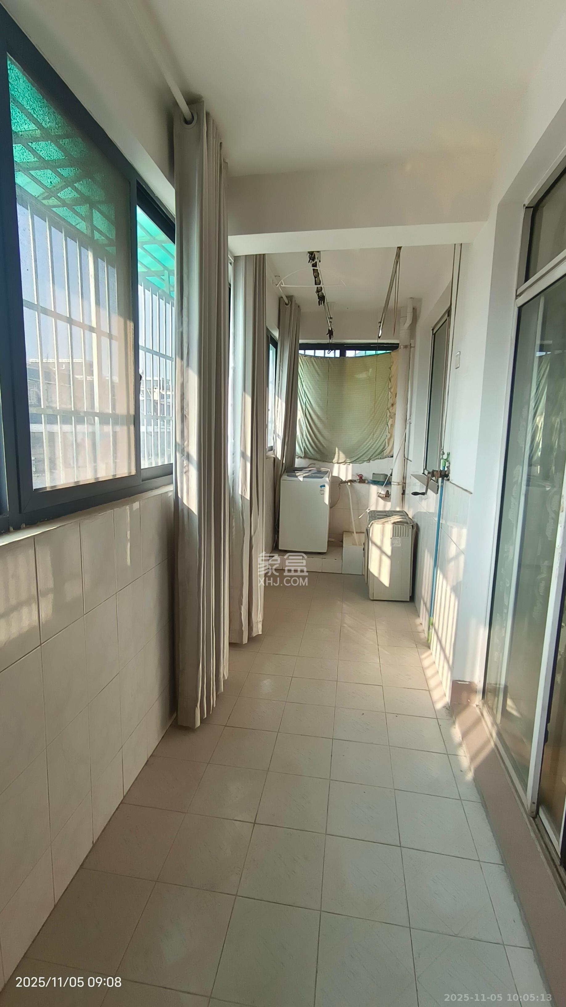 湖南文艺出版社  2室2厅2卫    1100.0元/月室内图