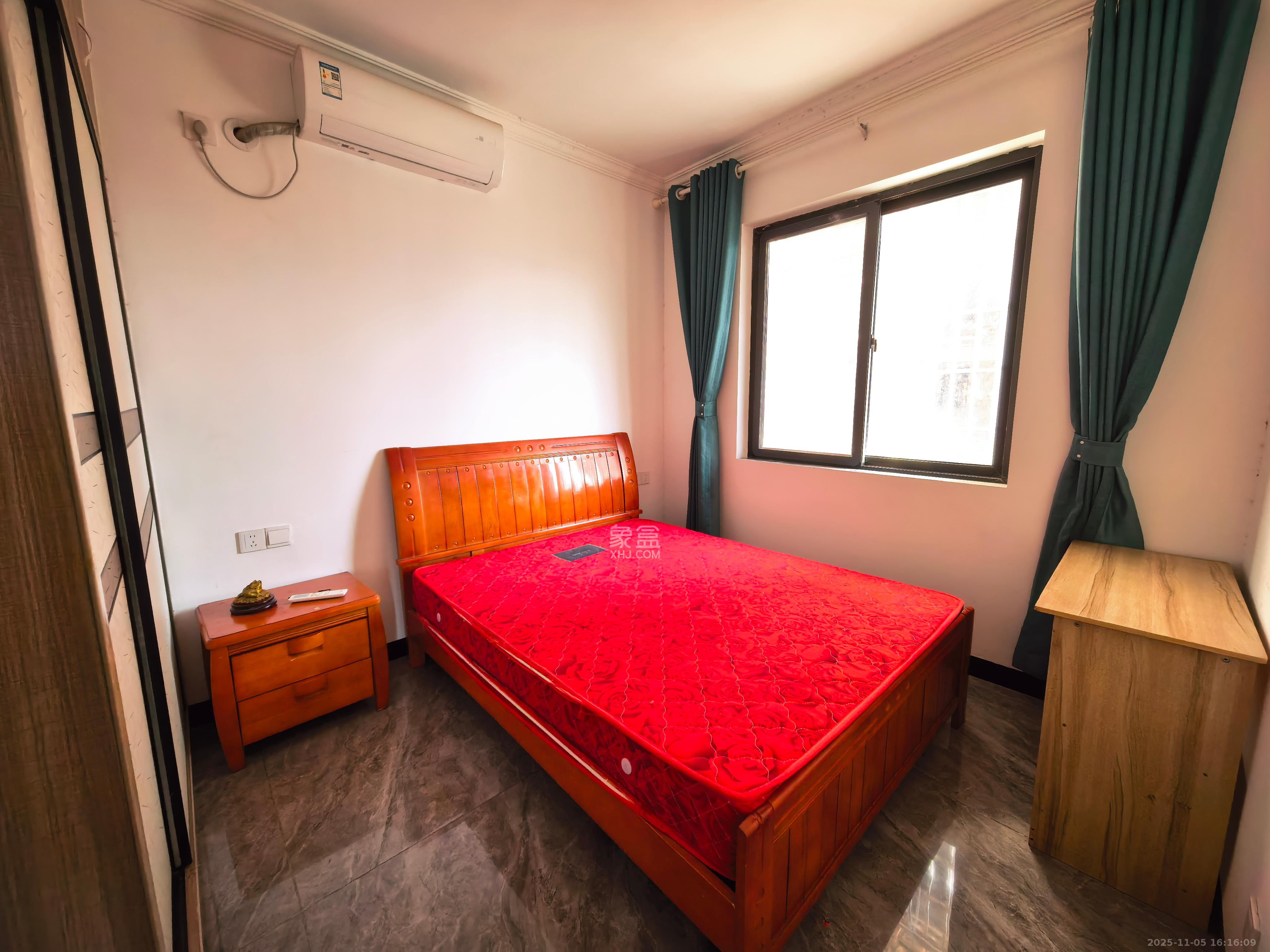 华龙家园(和泰家园) 2室2厅1卫 1500.0元/月 华龙家园(和泰家园) 2室2厅1卫 1500.0元/月室内图