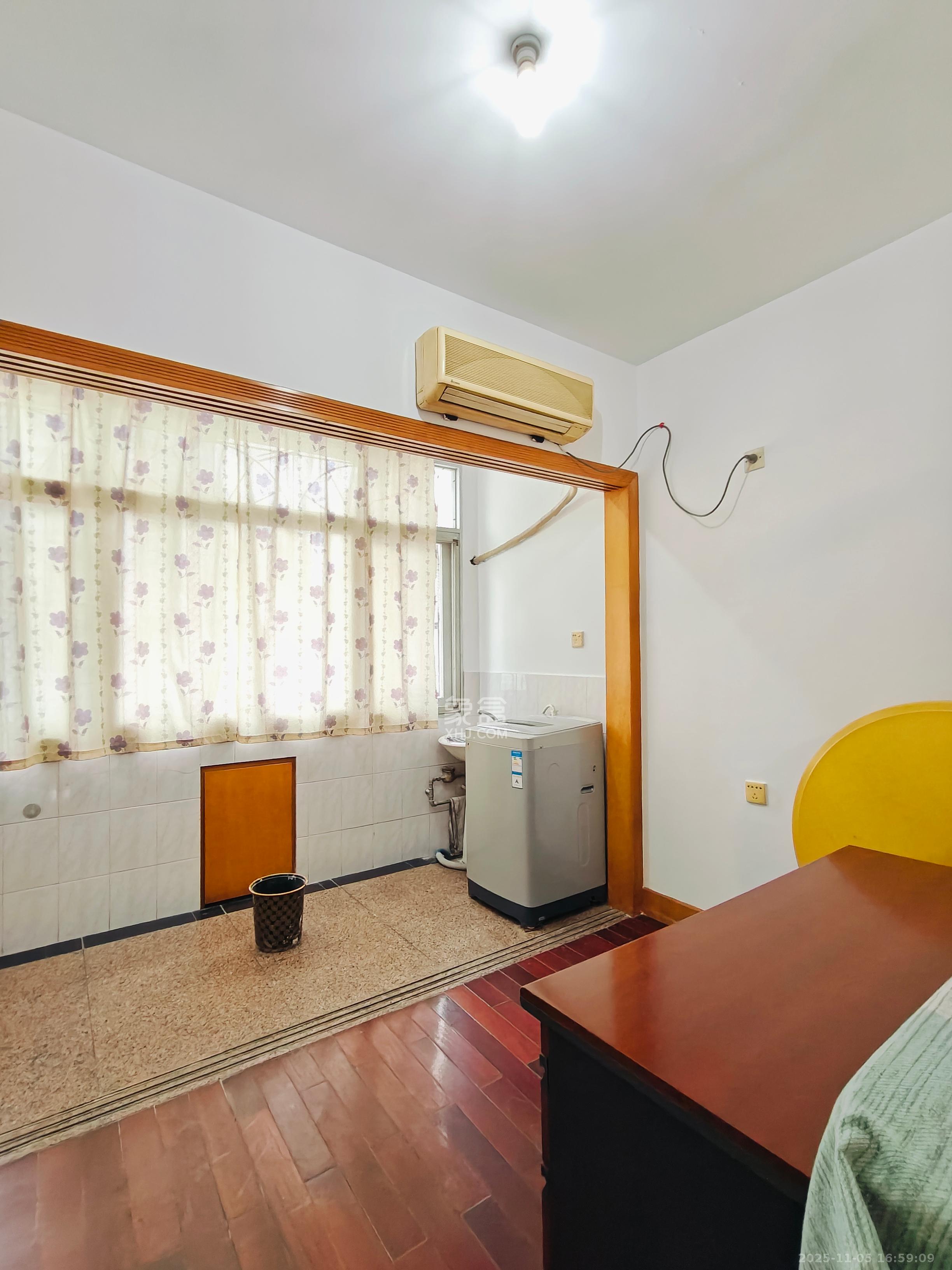 液化石油气公司宿舍  3室1厅1卫    1800.0元/月室内图