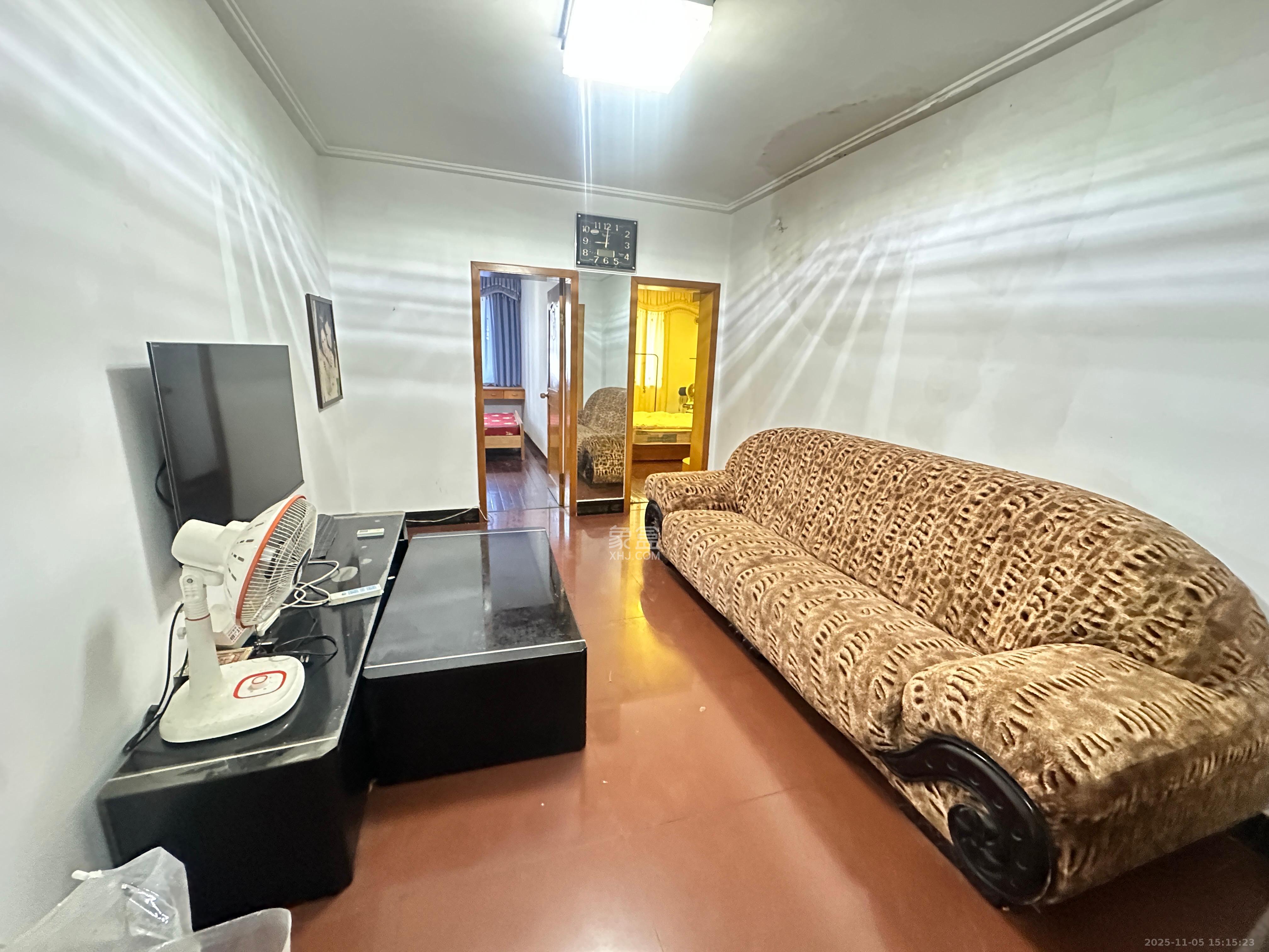 高正街散盘  2室1厅1卫    2000.0元/月