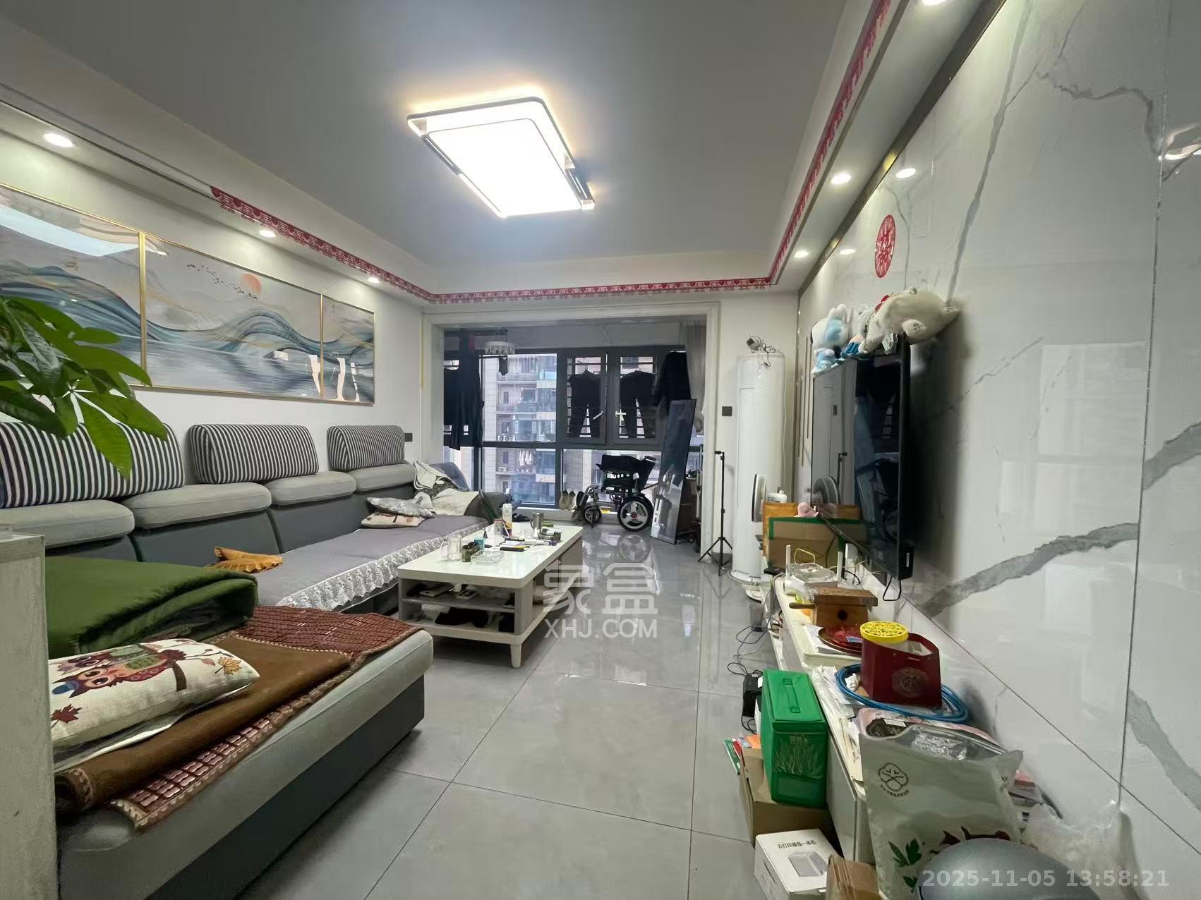 保利东郡 4室2厅2卫 2200.0元/月 保利东郡 4室2厅2卫 2200.0元/月室内图