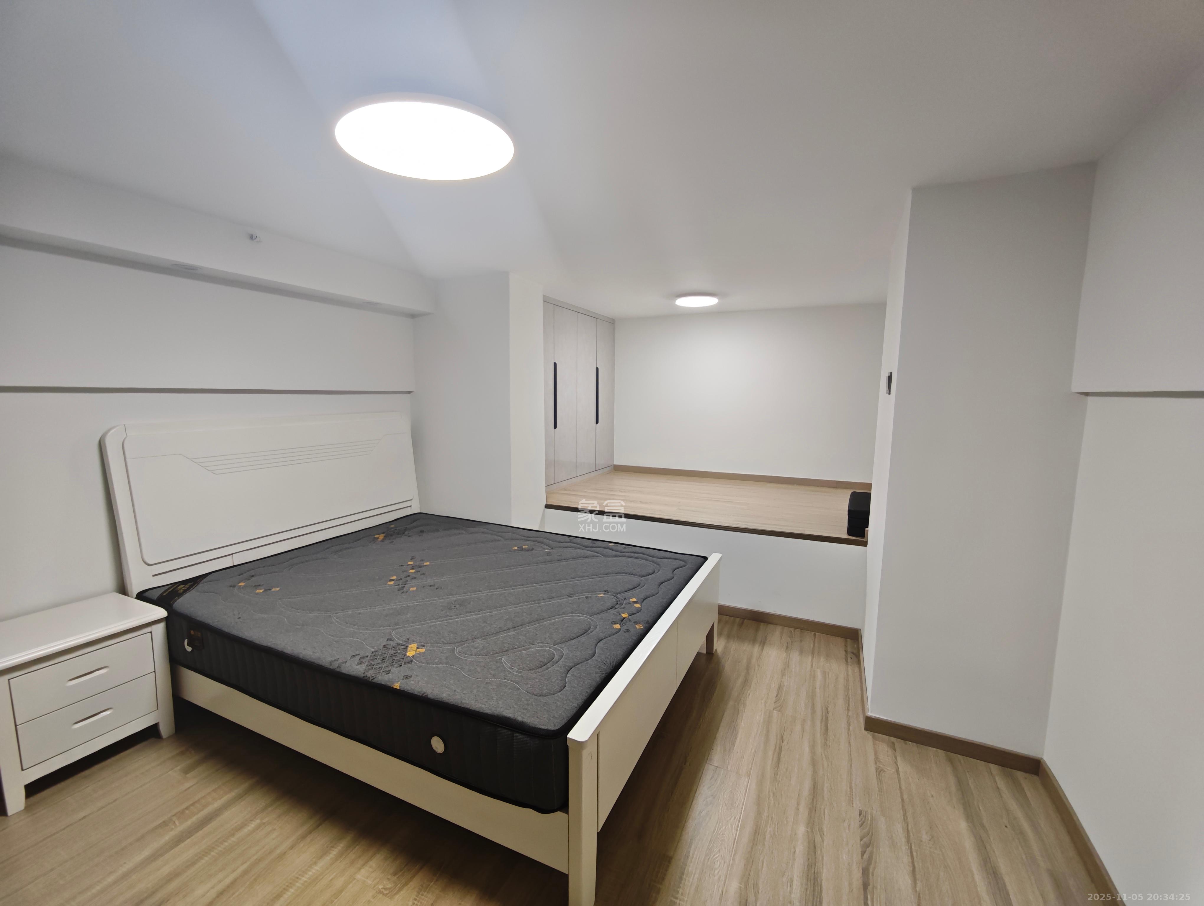 越秀悦湖台  1室0厅0卫    2700.0元/月室内图