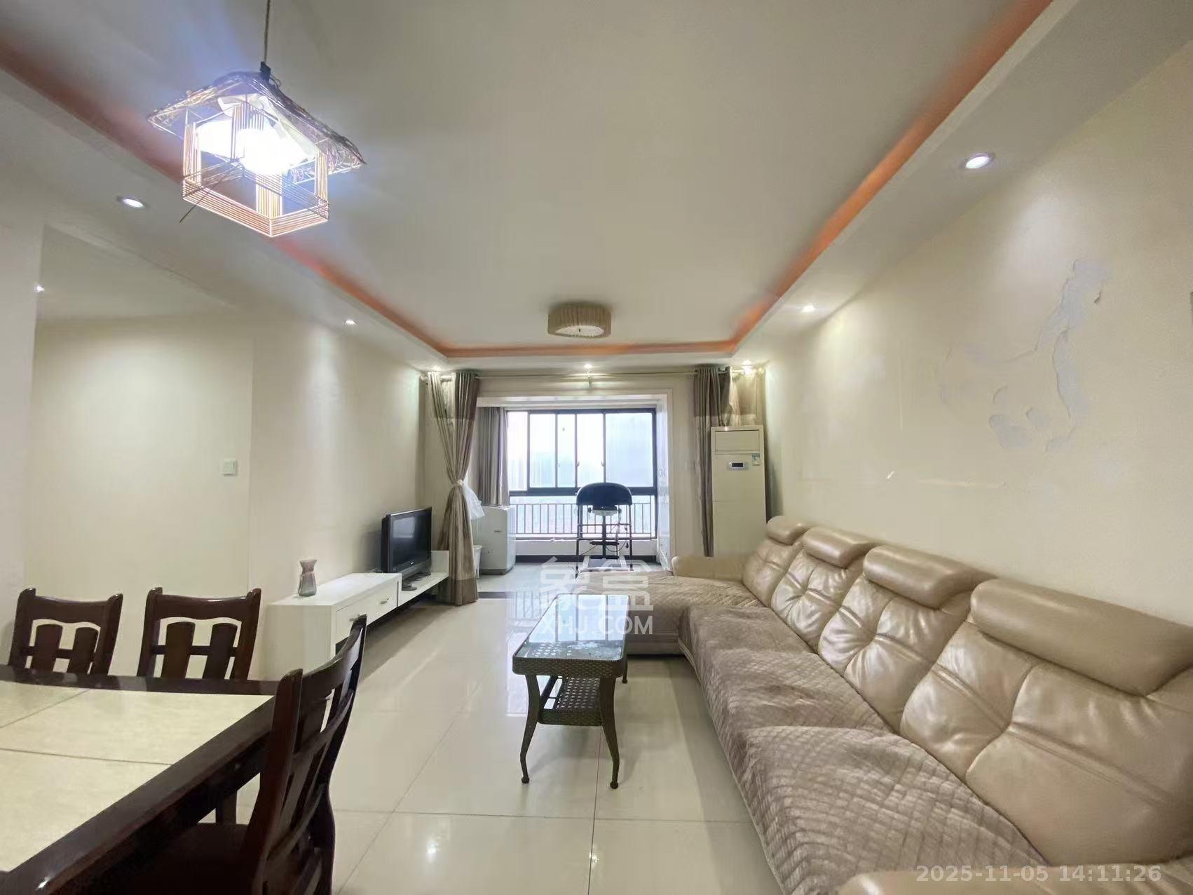 东玺门  3室1厅1卫    2700.0元/月室内图1