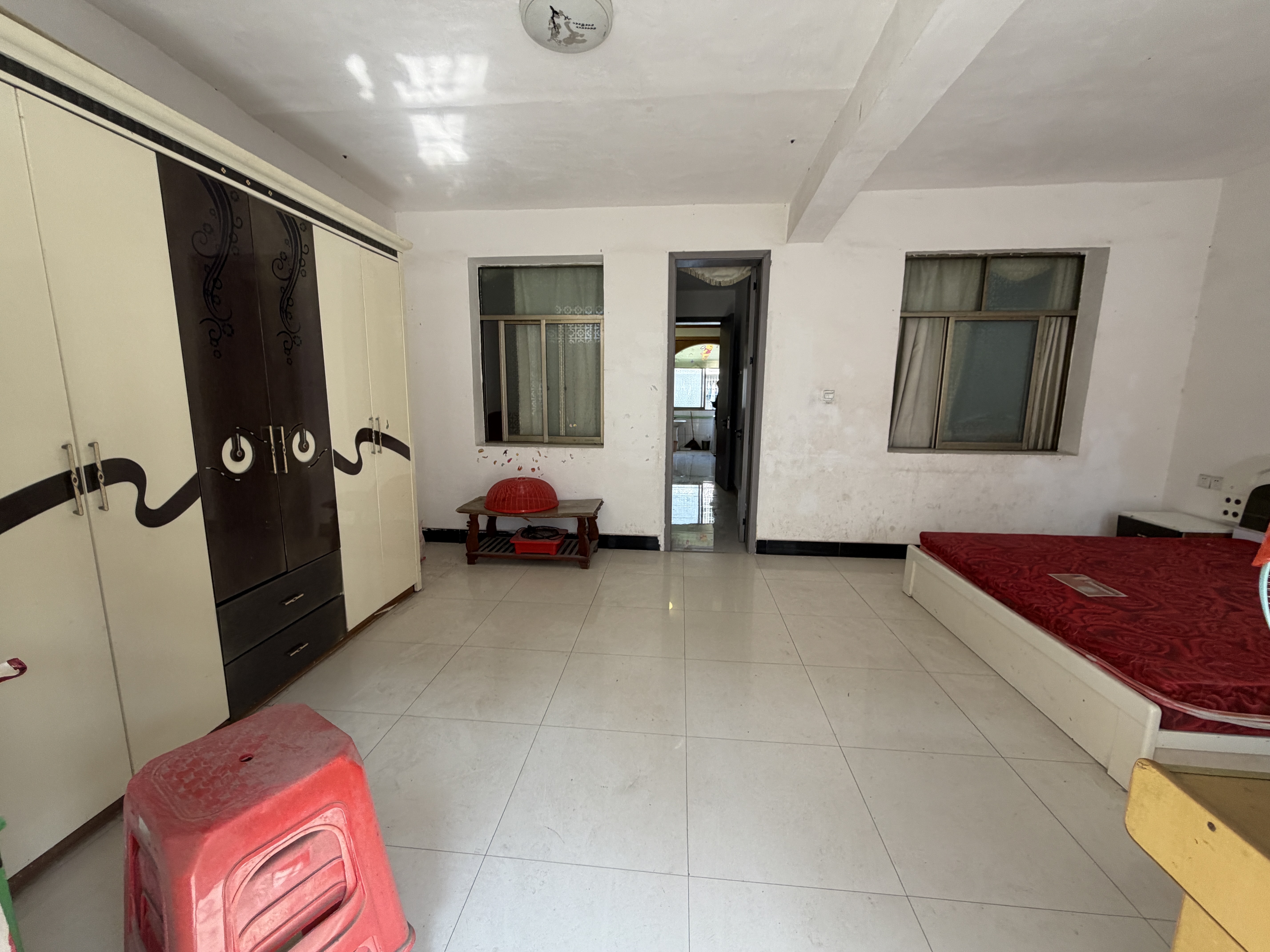 华达机械厂 1室0厅0卫 700.0元/月 华达机械厂 1室0厅0卫 700.0元/月室内图