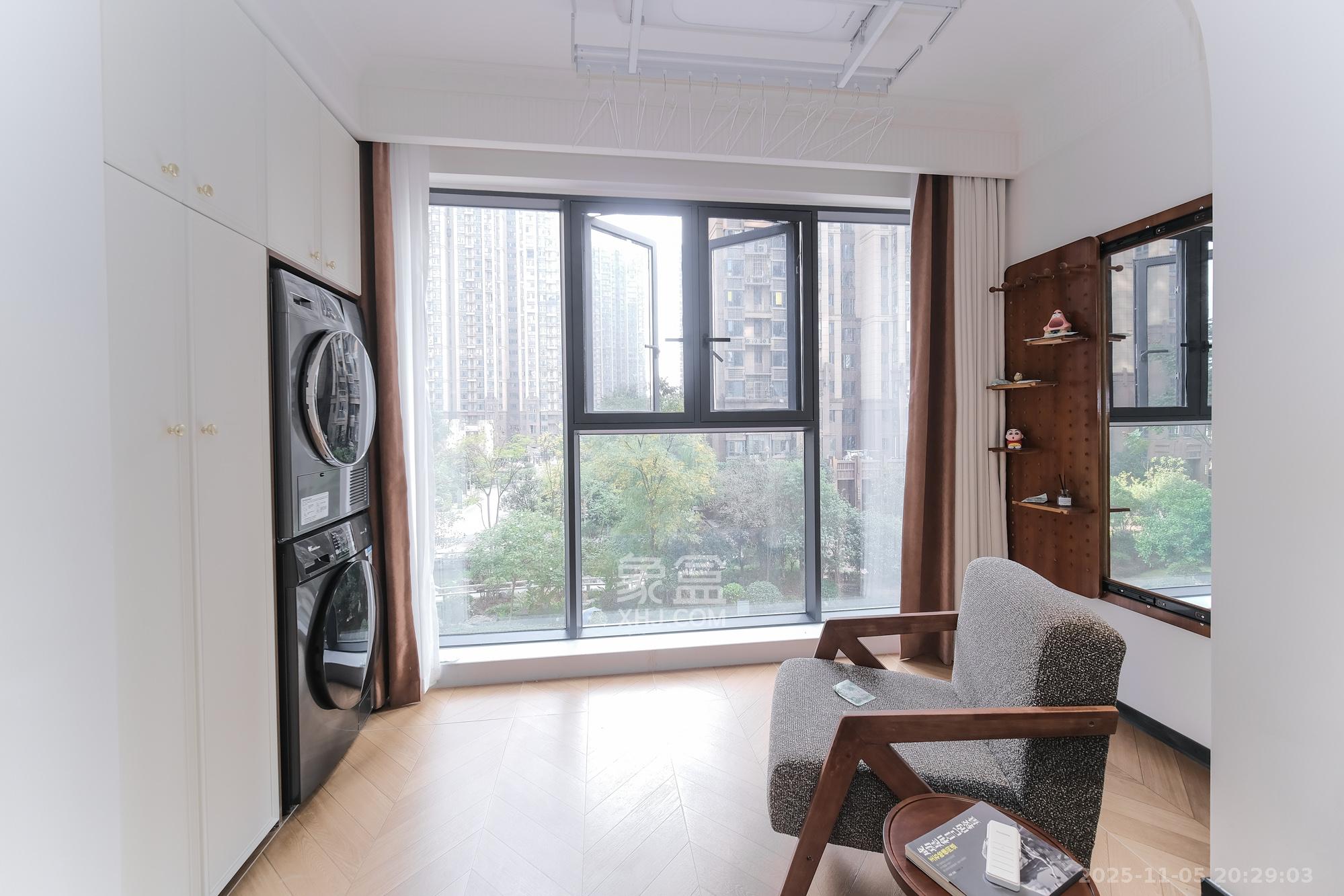 荣盛花语城  2室2厅1卫    85.8万阳台