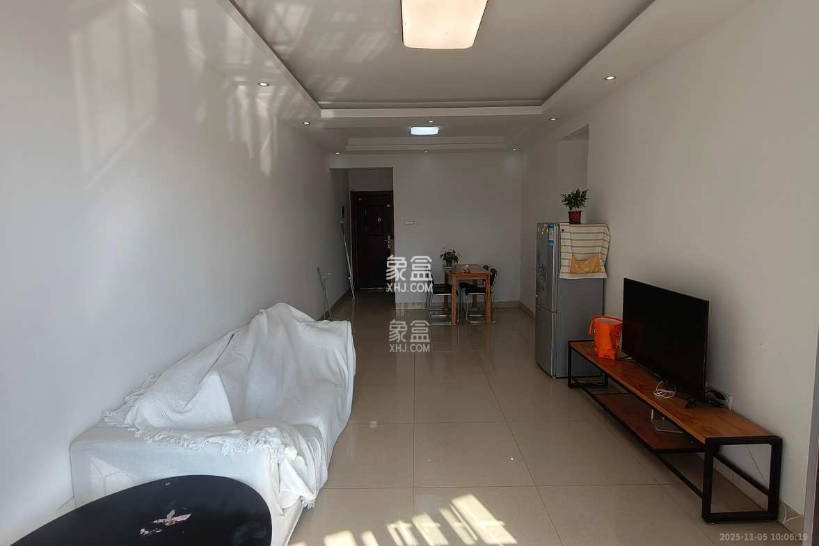 新芙蓉之都 2室2厅1卫 2300.0元/月 新芙蓉之都 2室2厅1卫 2300.0元/月室内图