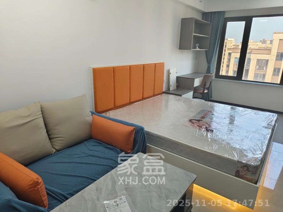 中海珑悦府 1室0厅0卫 1300.0元/月 中海珑悦府 1室0厅0卫 1300.0元/月室内图