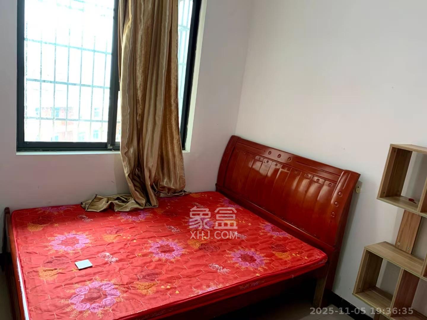 大桥四区  2室1厅1卫    1200.0元/月室内图