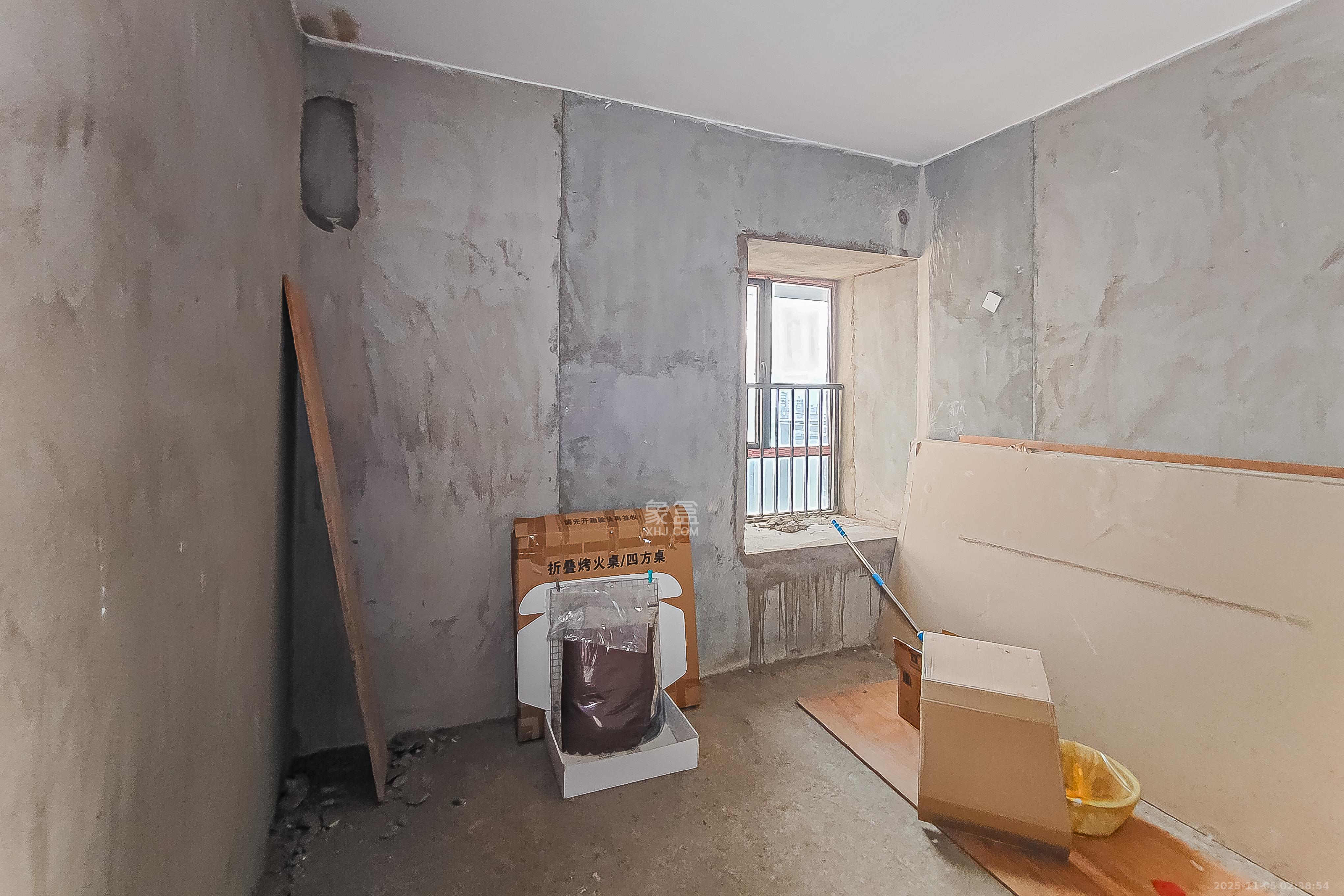 钱隆首府(福晟御园) 3室2厅2卫 115.0万 钱隆首府(福晟御园) 3室2厅2卫 115.0万卧室