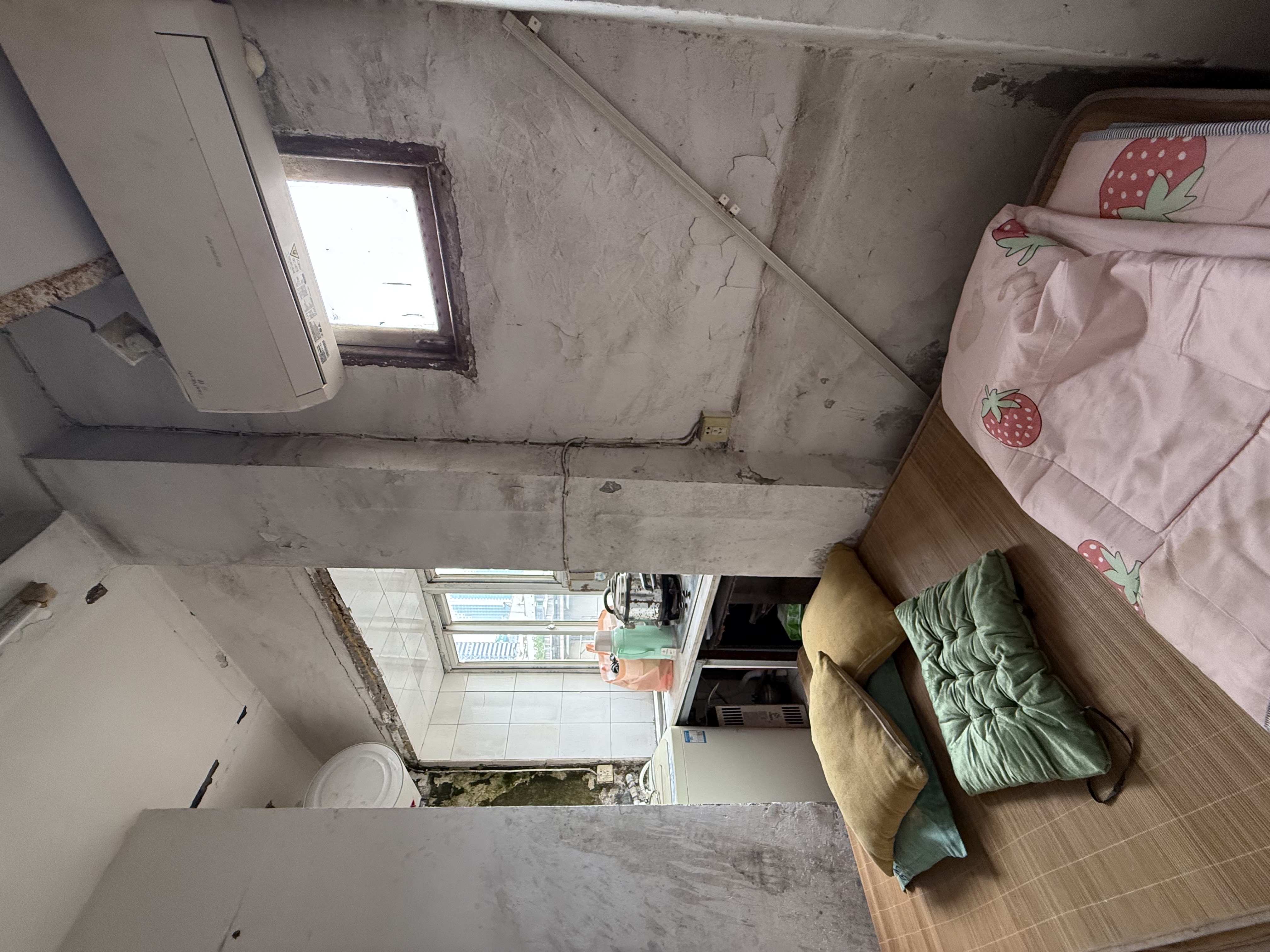 人民新村  1室0厅1卫    300.0元/月户型图