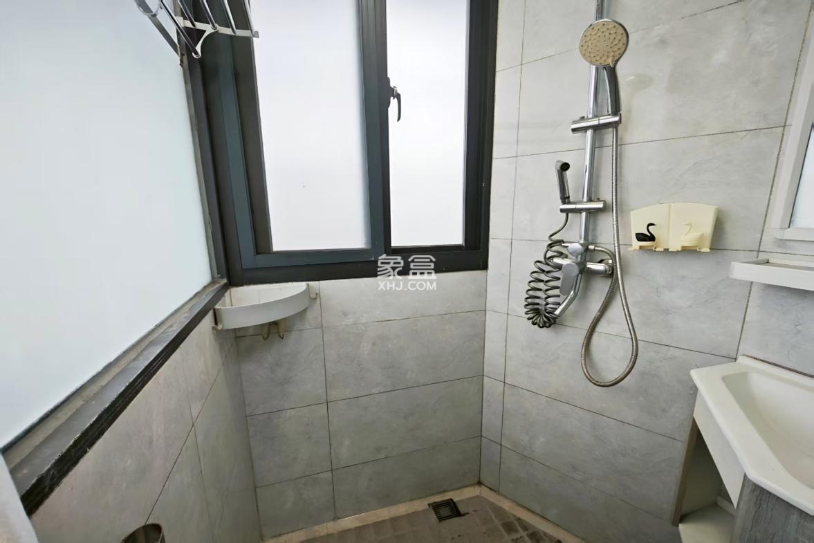 海口广播电视台宿舍(迎宾大道6号) 3室2厅1卫 2500.0元/月 海口广播电视台宿舍(迎宾大道6号) 3室2厅1卫 2500.0元/月室内图