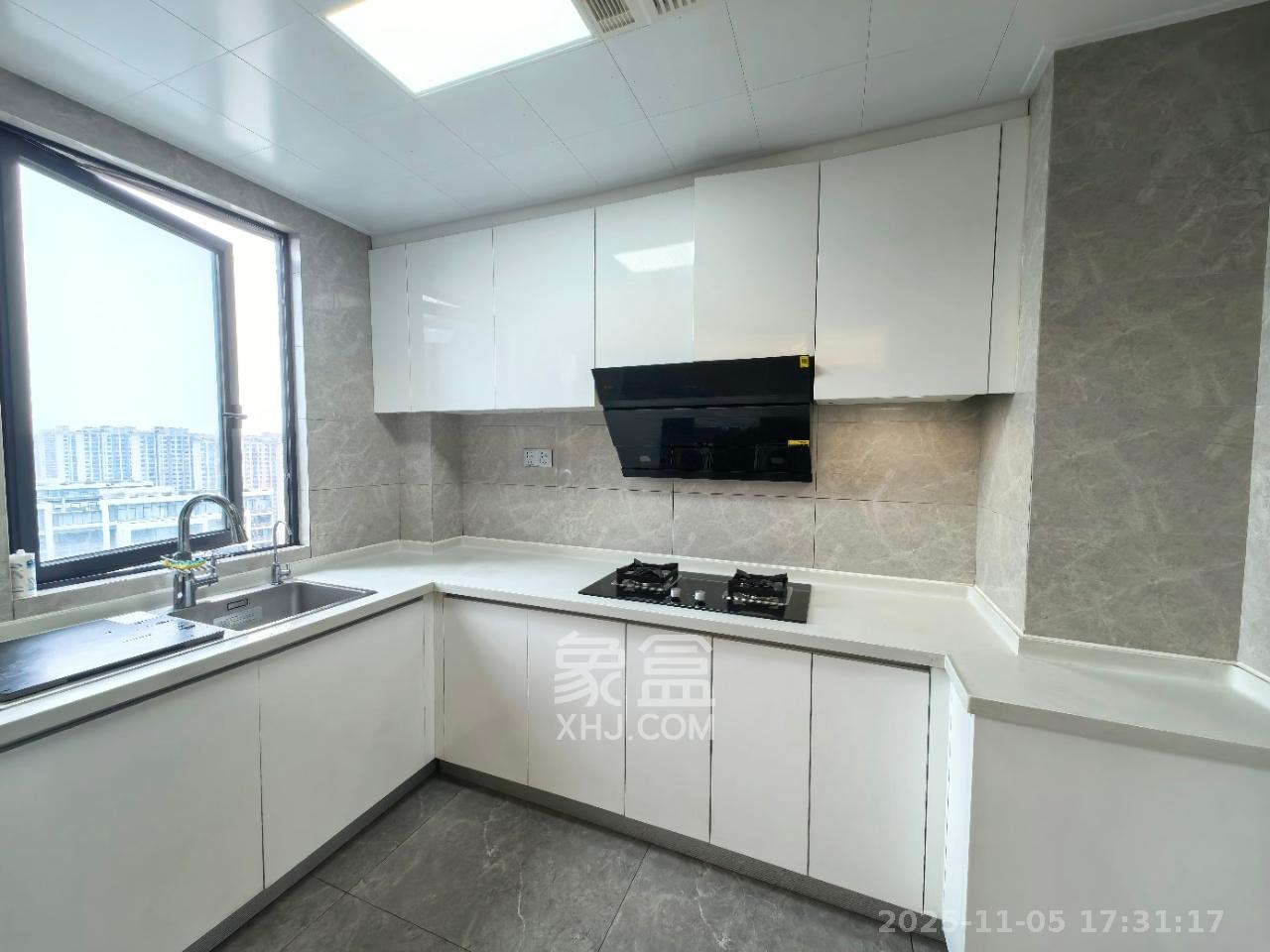 中海阅溪府  4室2厅2卫    3650.0元/月室内图