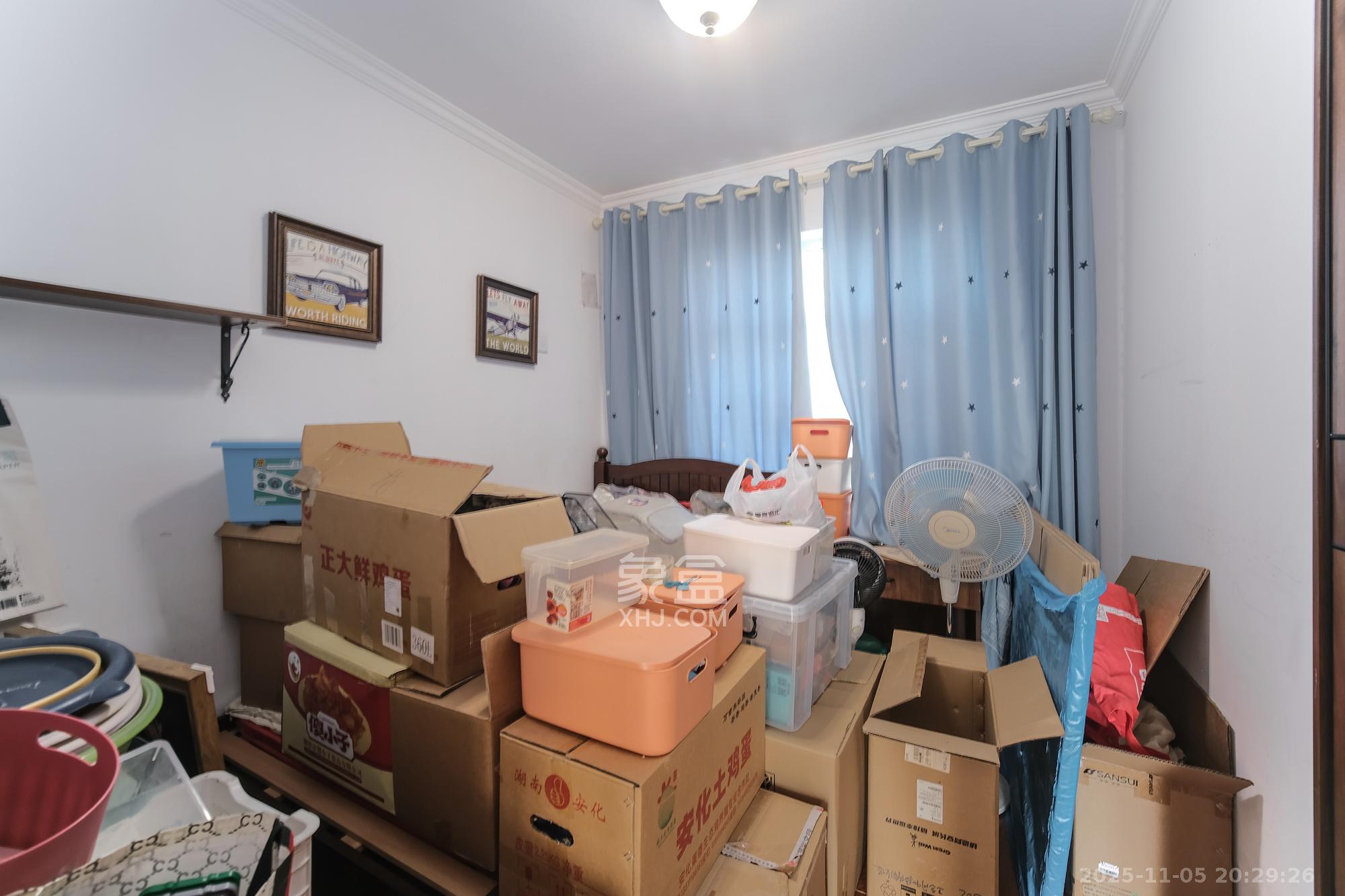 和悦城(蟠龙景苑) 3室0厅2卫 68.0万 和悦城(蟠龙景苑) 3室0厅2卫 68.0万卧室