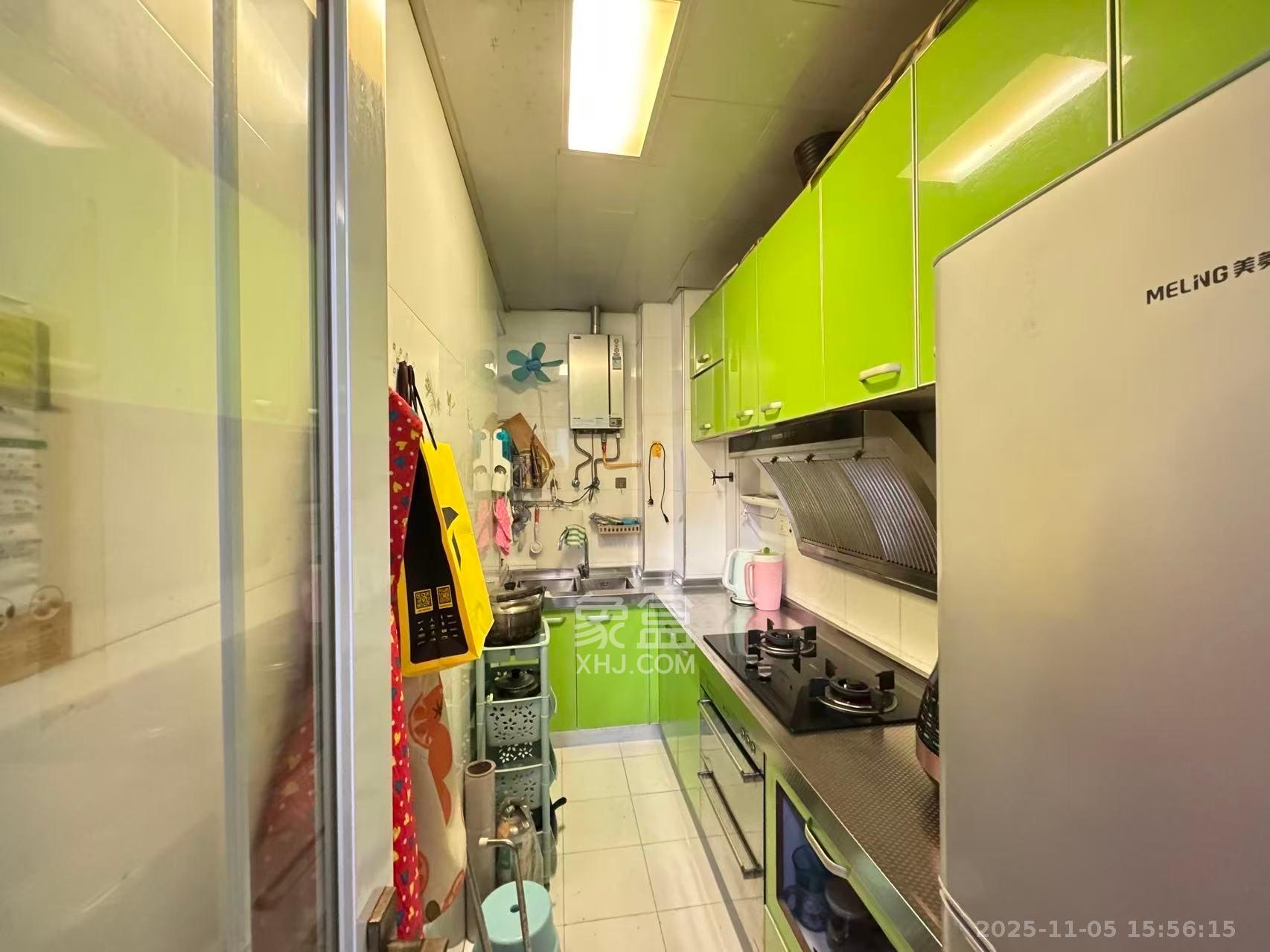 山水华景  2室2厅1卫    1600.0元/月室内图