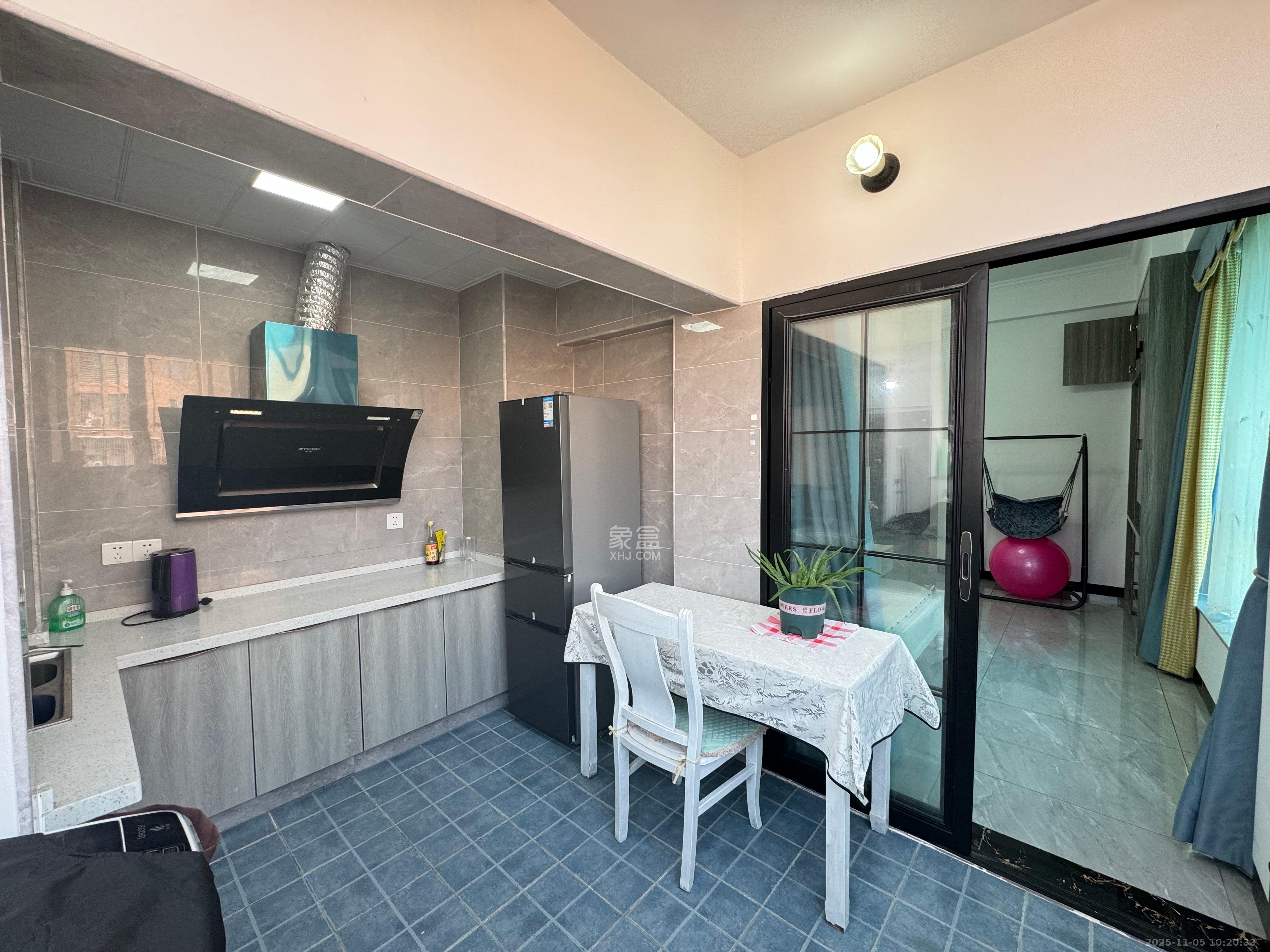 东业上城嘉苑(晟悦国际) 1室1厅1卫 1400.0元/月 东业上城嘉苑(晟悦国际) 1室1厅1卫 1400.0元/月室内图