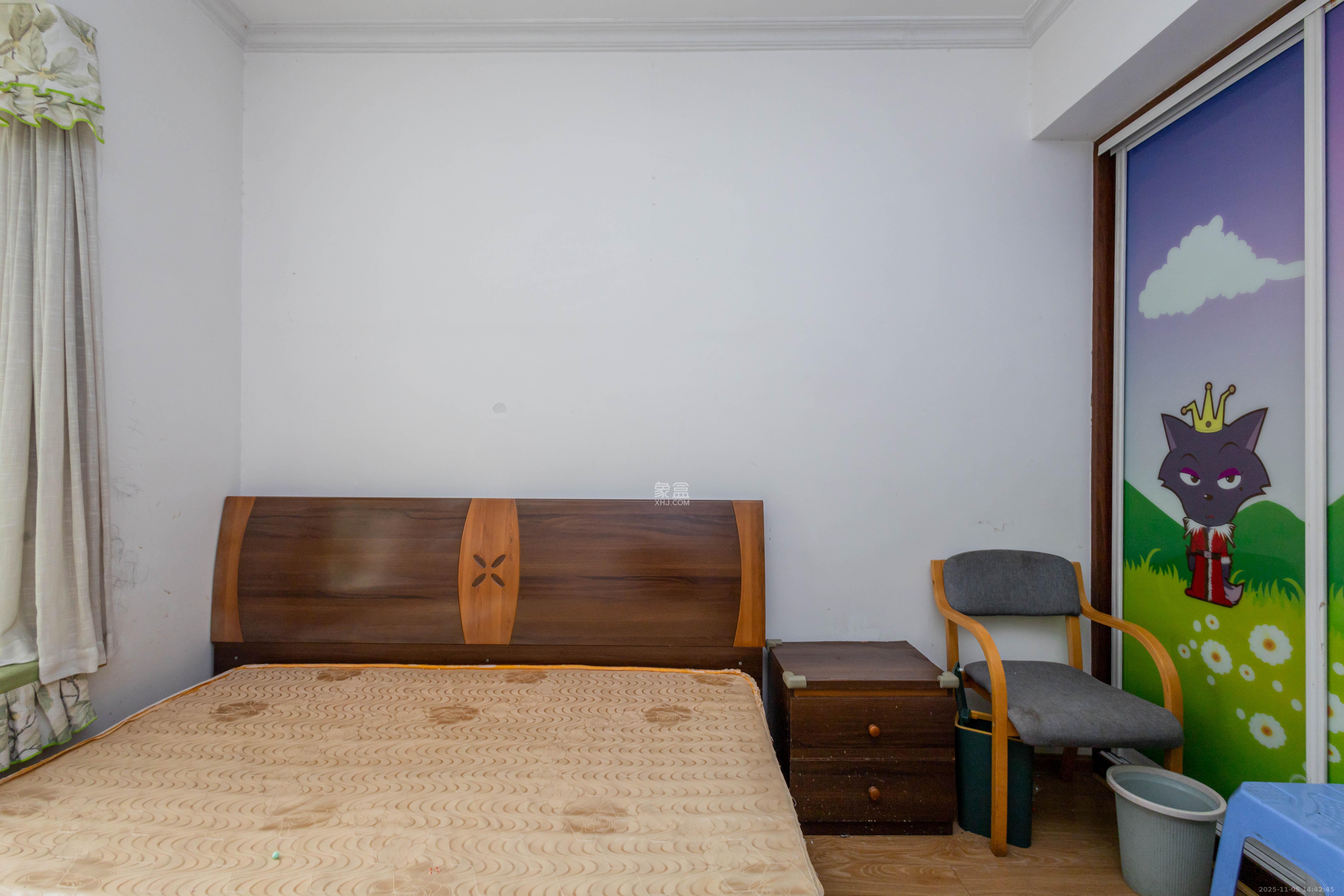 博雅湘水湾  2室2厅1卫    45.0万卧室