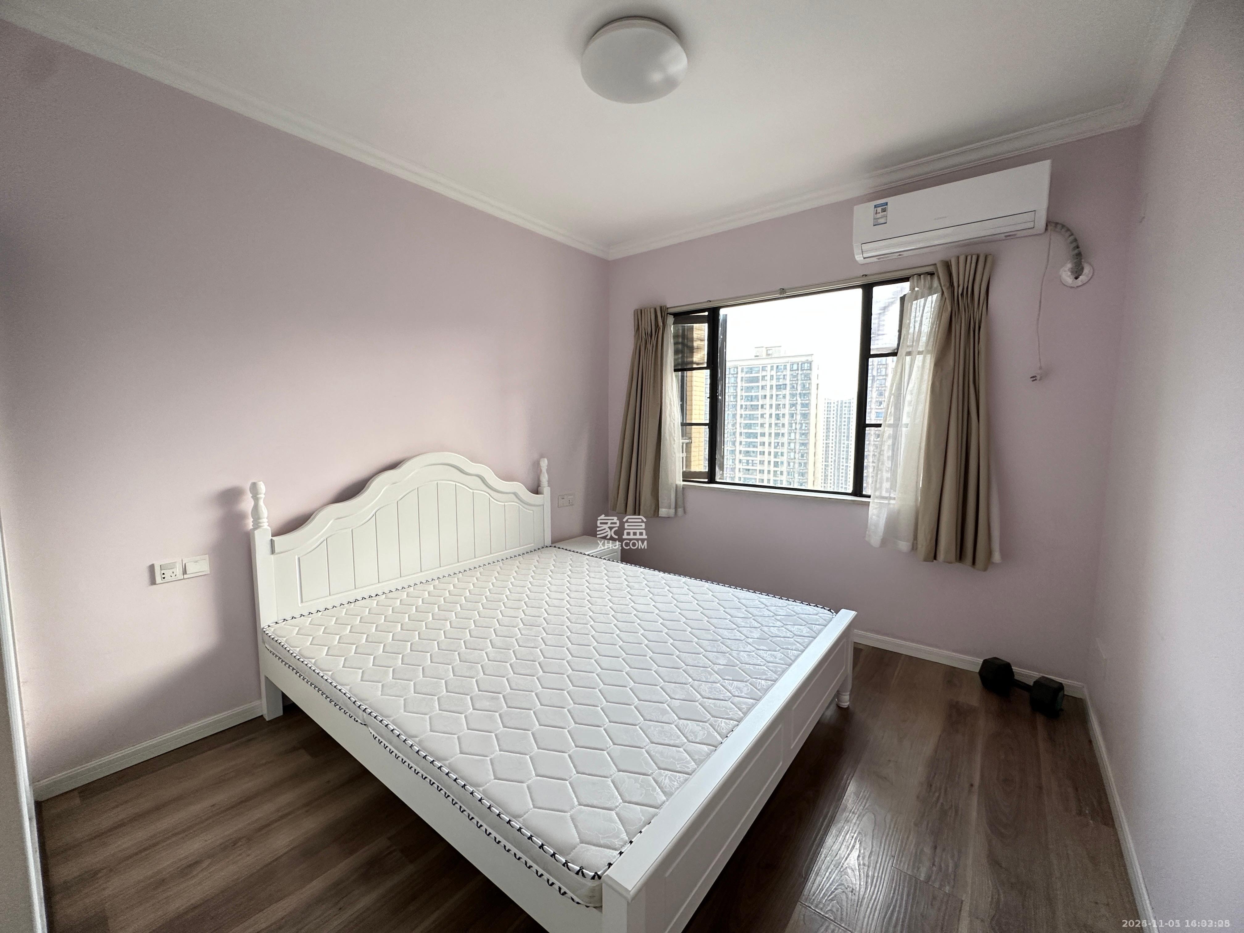 钰龙天下二期（钰龙佳园）  3室2厅1卫    3000.0元/月室内图