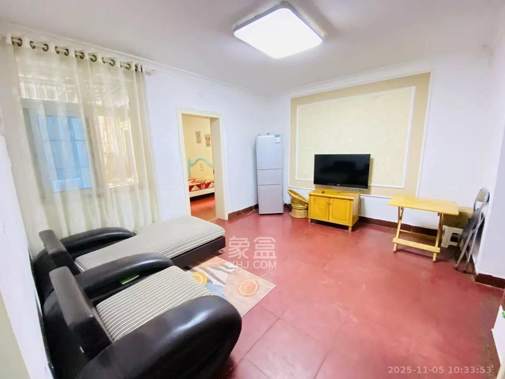 楚湘街二条巷散盘 2室1厅1卫 1800.0元/月 楚湘街二条巷散盘 2室1厅1卫 1800.0元/月室内图