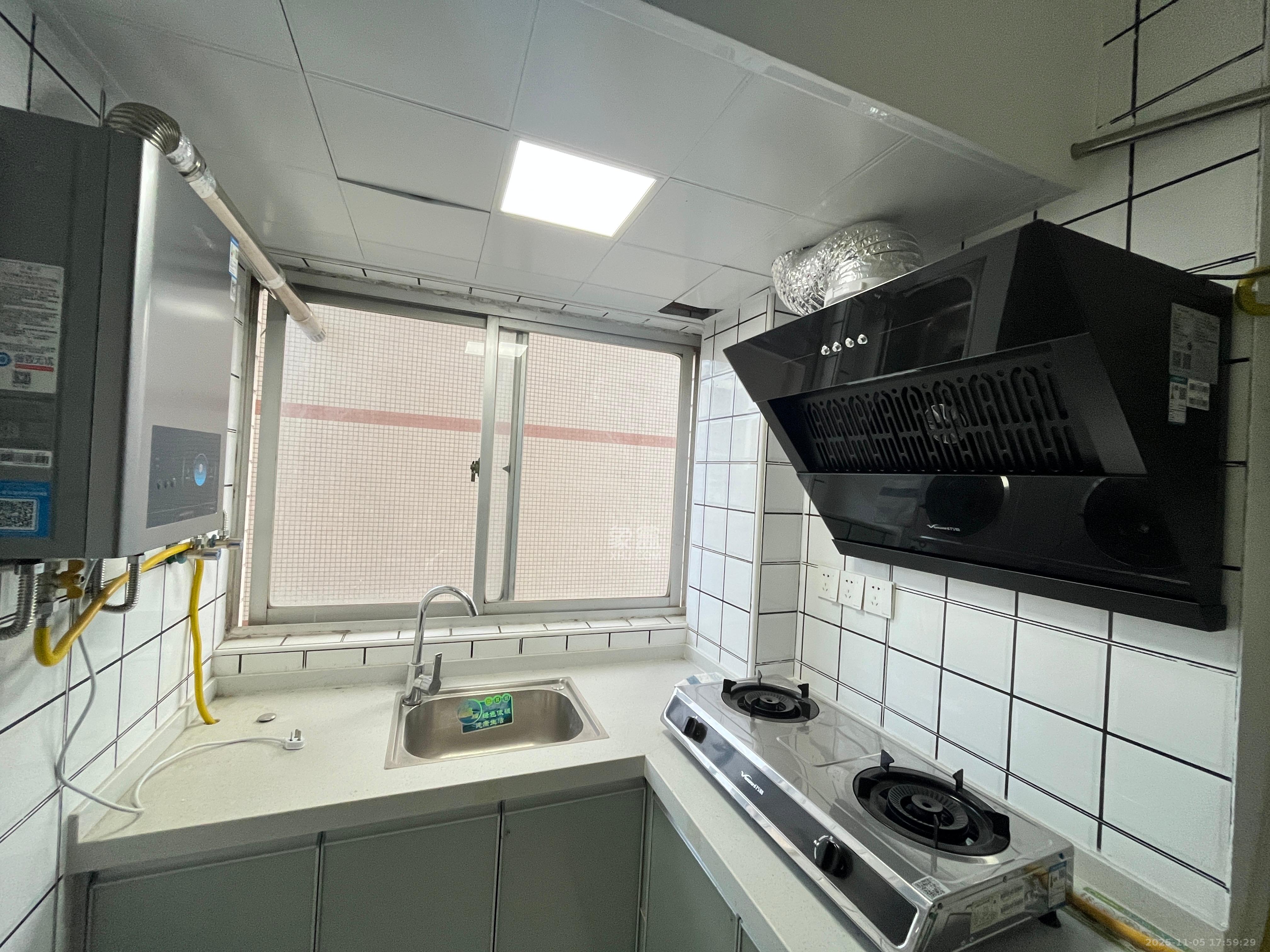 宏景名厦 3室1厅2卫 2600.0元/月 宏景名厦 3室1厅2卫 2600.0元/月室内图