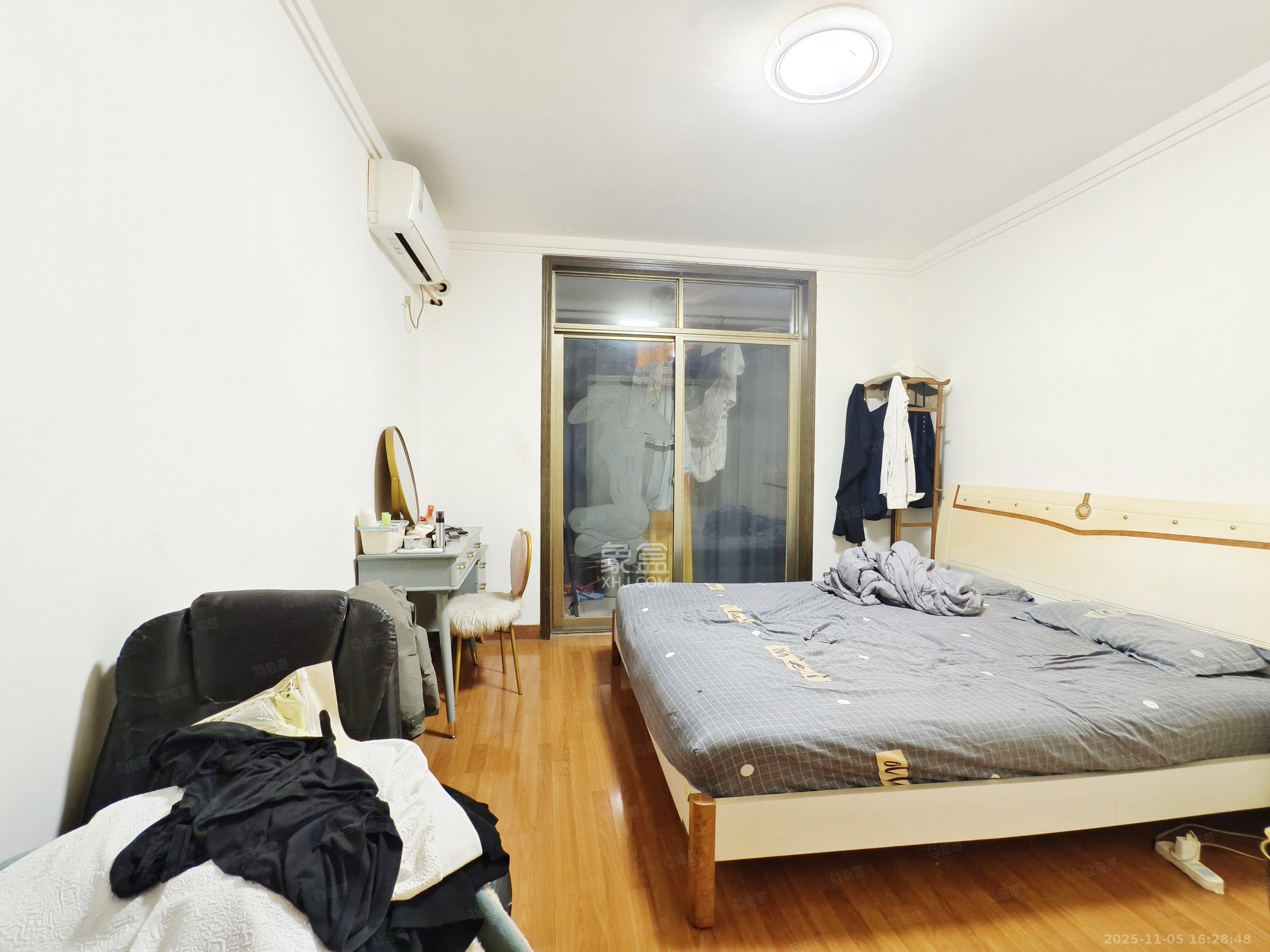 桔洲新苑（观沙岭）  3室2厅2卫    2200.0元/月室内图