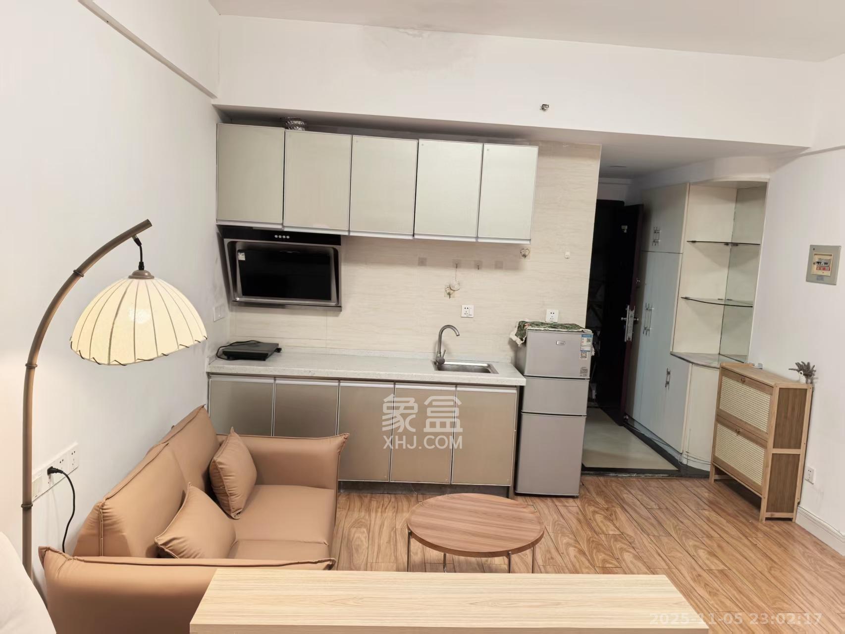 新天地(温馨家园)新长江宾馆 1室1厅1卫 1400.0元/月 新天地(温馨家园)新长江宾馆 1室1厅1卫 1400.0元/月室内图