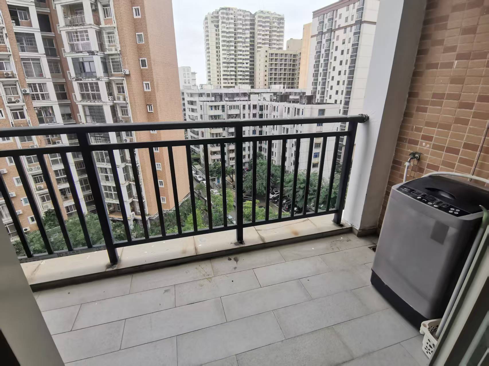 帝和华庭 2室2厅1卫 2600.0元/月 帝和华庭 2室2厅1卫 2600.0元/月室内图