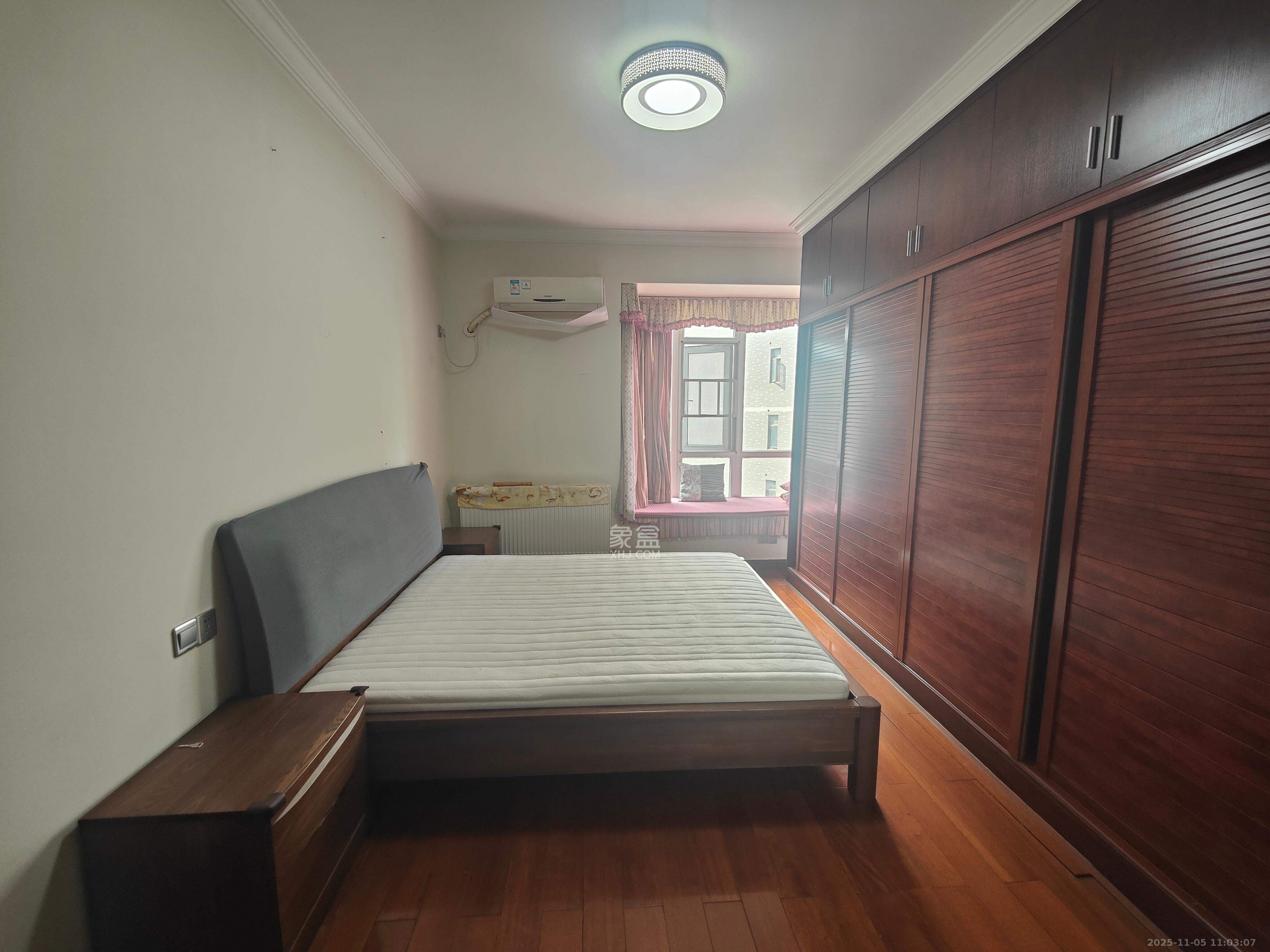 泊爱蓝湾 4室2厅2卫 3200.0元/月 泊爱蓝湾 4室2厅2卫 3200.0元/月室内图