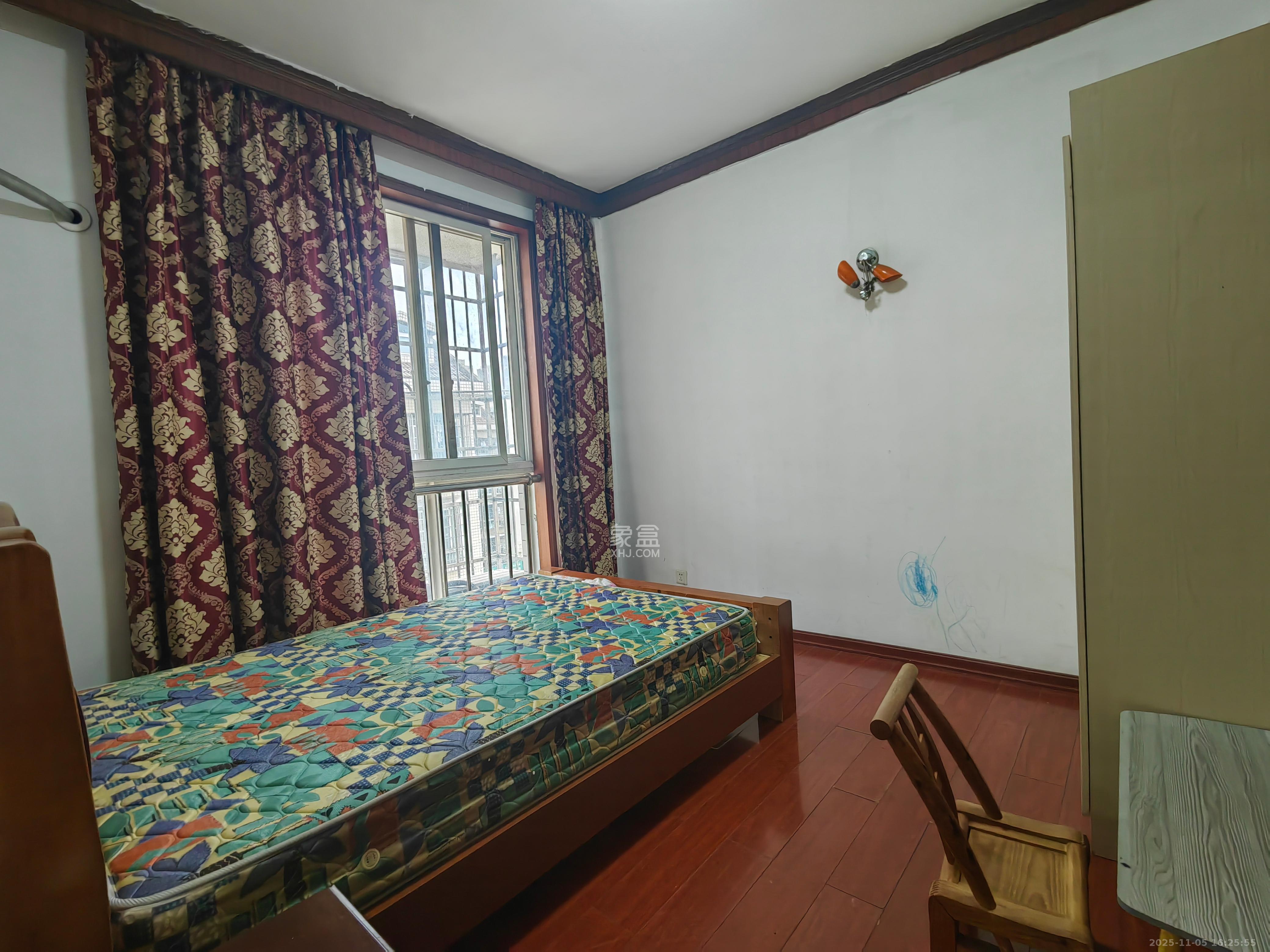 高桥新二号小区 2室1厅1卫 3500.0元/月 高桥新二号小区 2室1厅1卫 3500.0元/月室内图