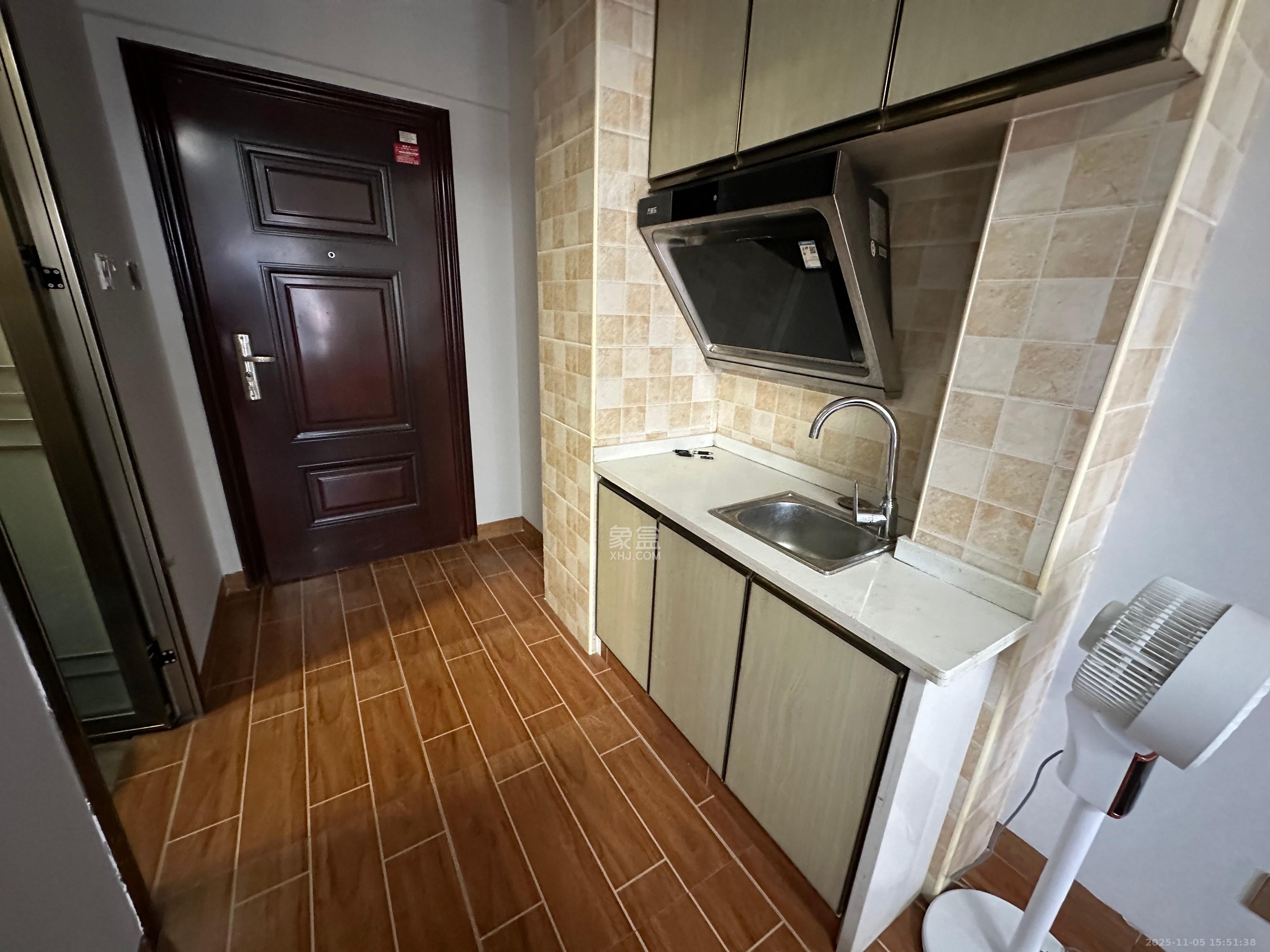 钰龙天下二期(钰龙佳园) 1室0厅1卫 1200.0元/月 钰龙天下二期(钰龙佳园) 1室0厅1卫 1200.0元/月室内图