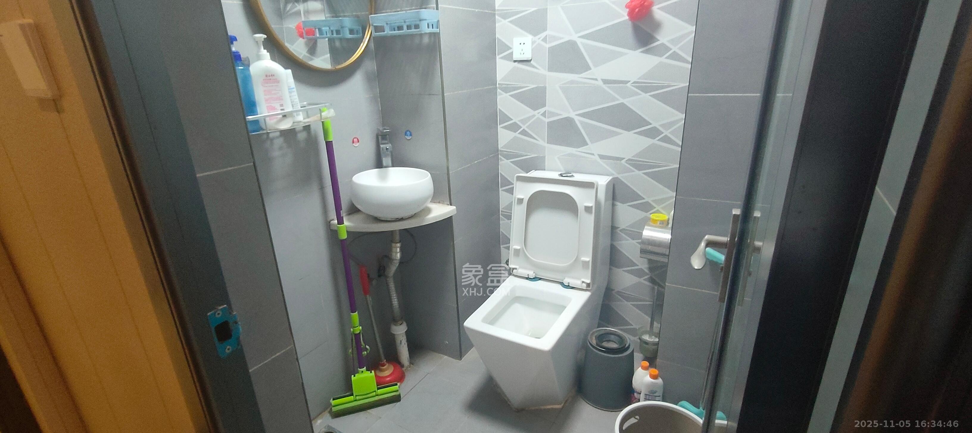 欧亚达国际广场  1室0厅0卫    1450.0元/月室内图