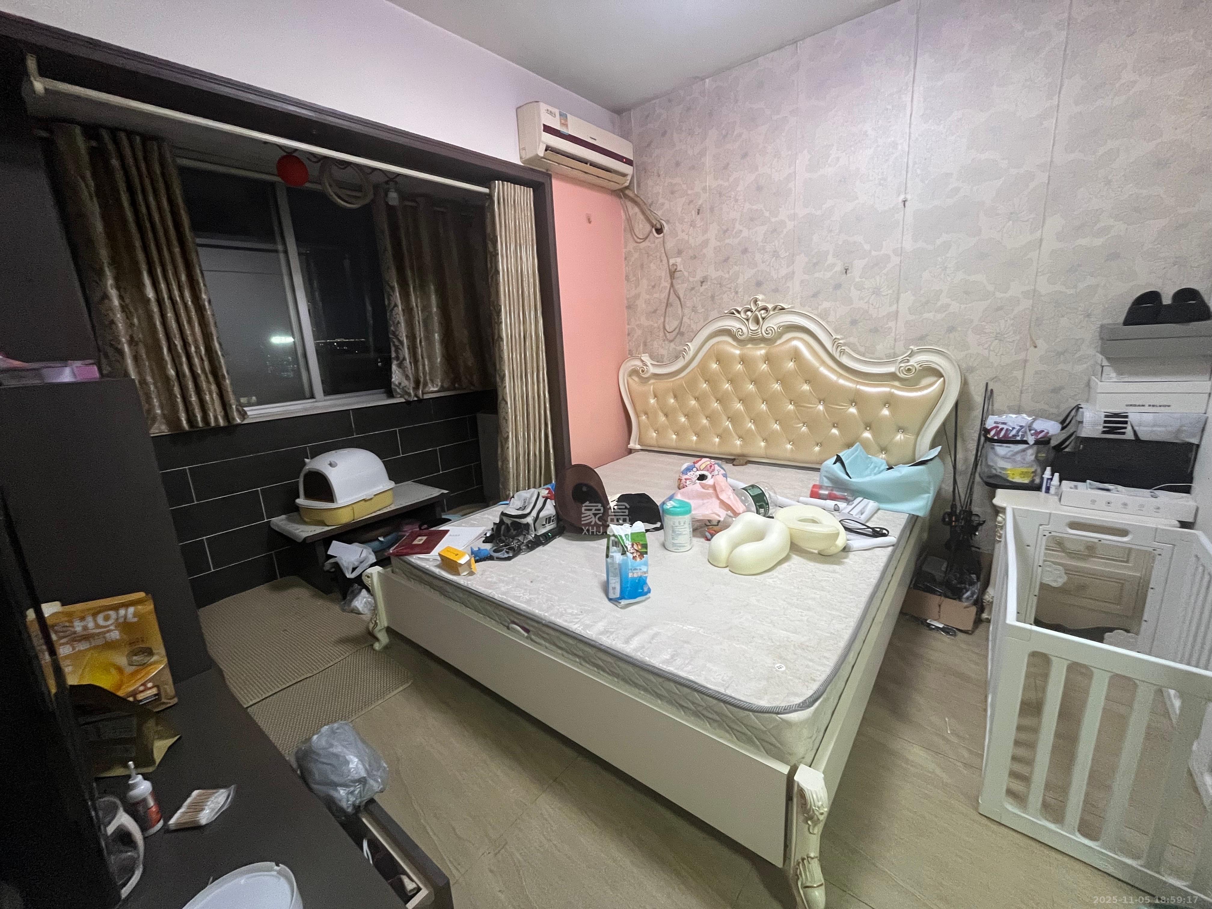 上河国际B座  1室1厅1卫    1600.0元/月室内图