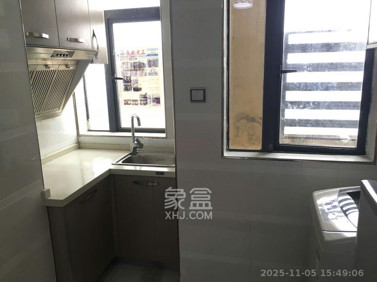 保利麓谷林语I区 1室1厅1卫 1100.0元/月 保利麓谷林语I区 1室1厅1卫 1100.0元/月室内图