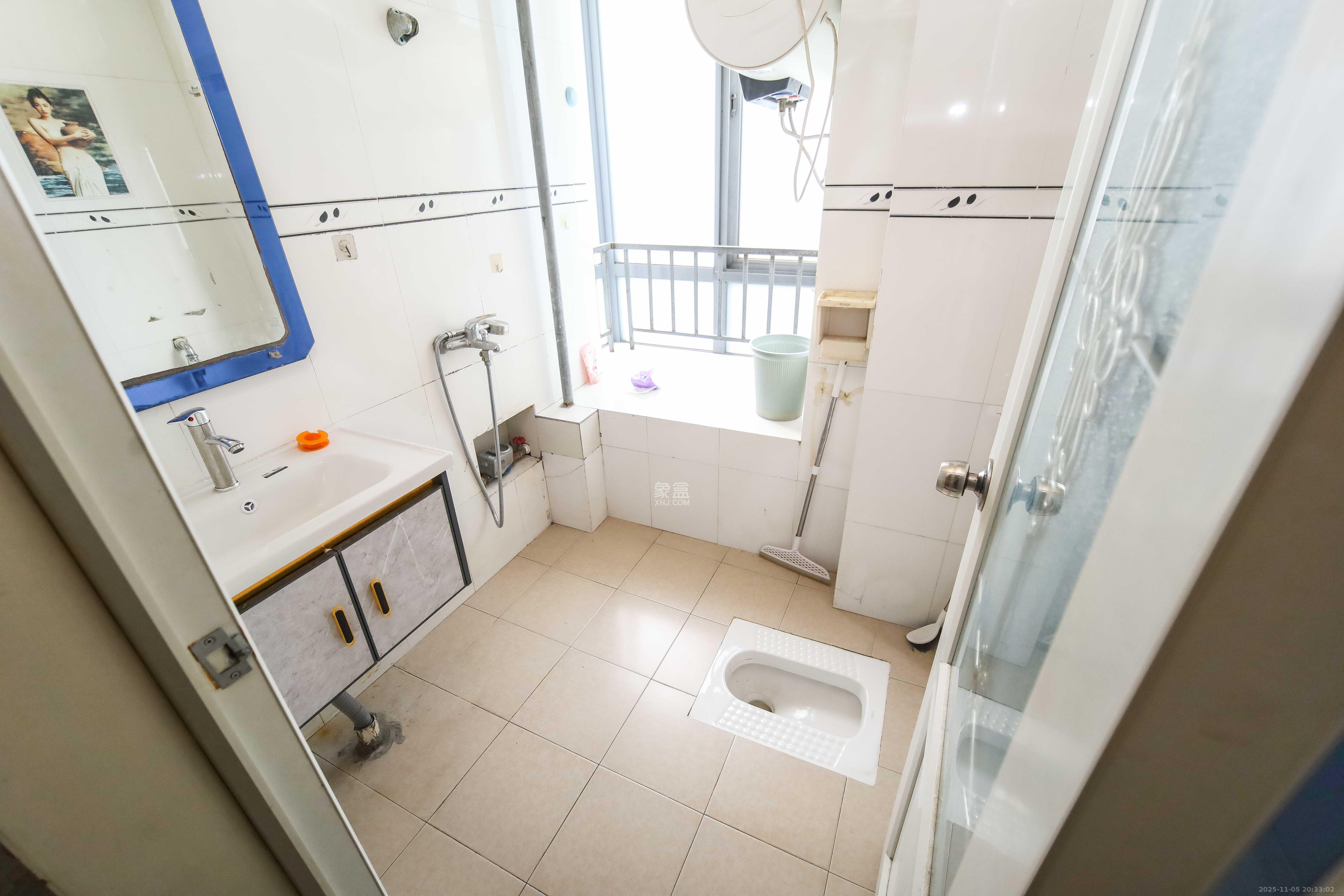 银港水晶城  2室2厅1卫    60.8万卫生间