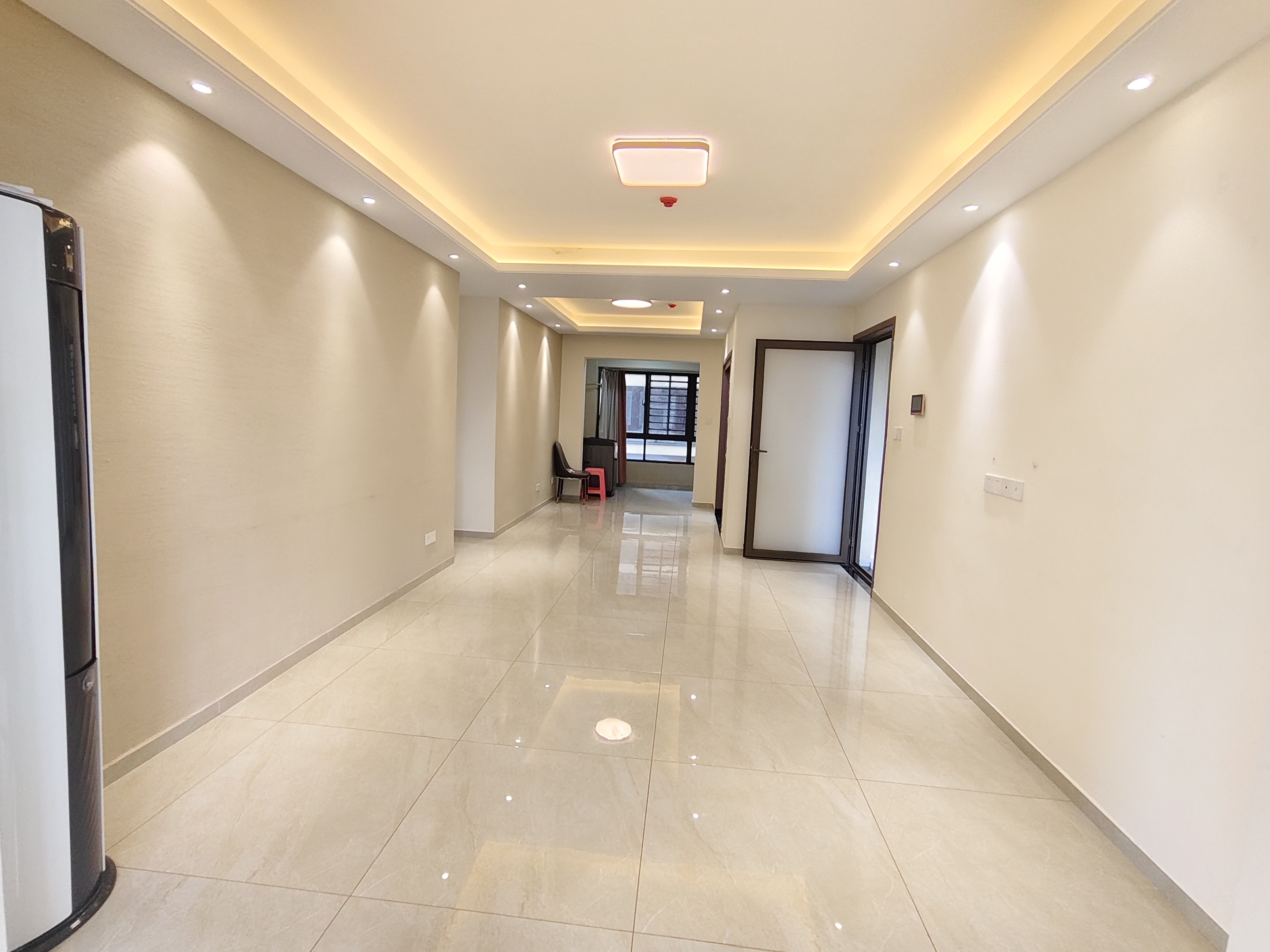 金湖壹号  3室2厅2卫    3600.0元/月