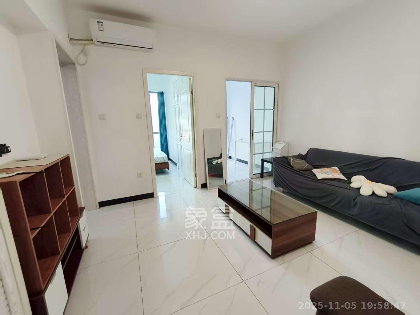 长房八方里（长房公园里）   60.0㎡      2000.0元/月室内图