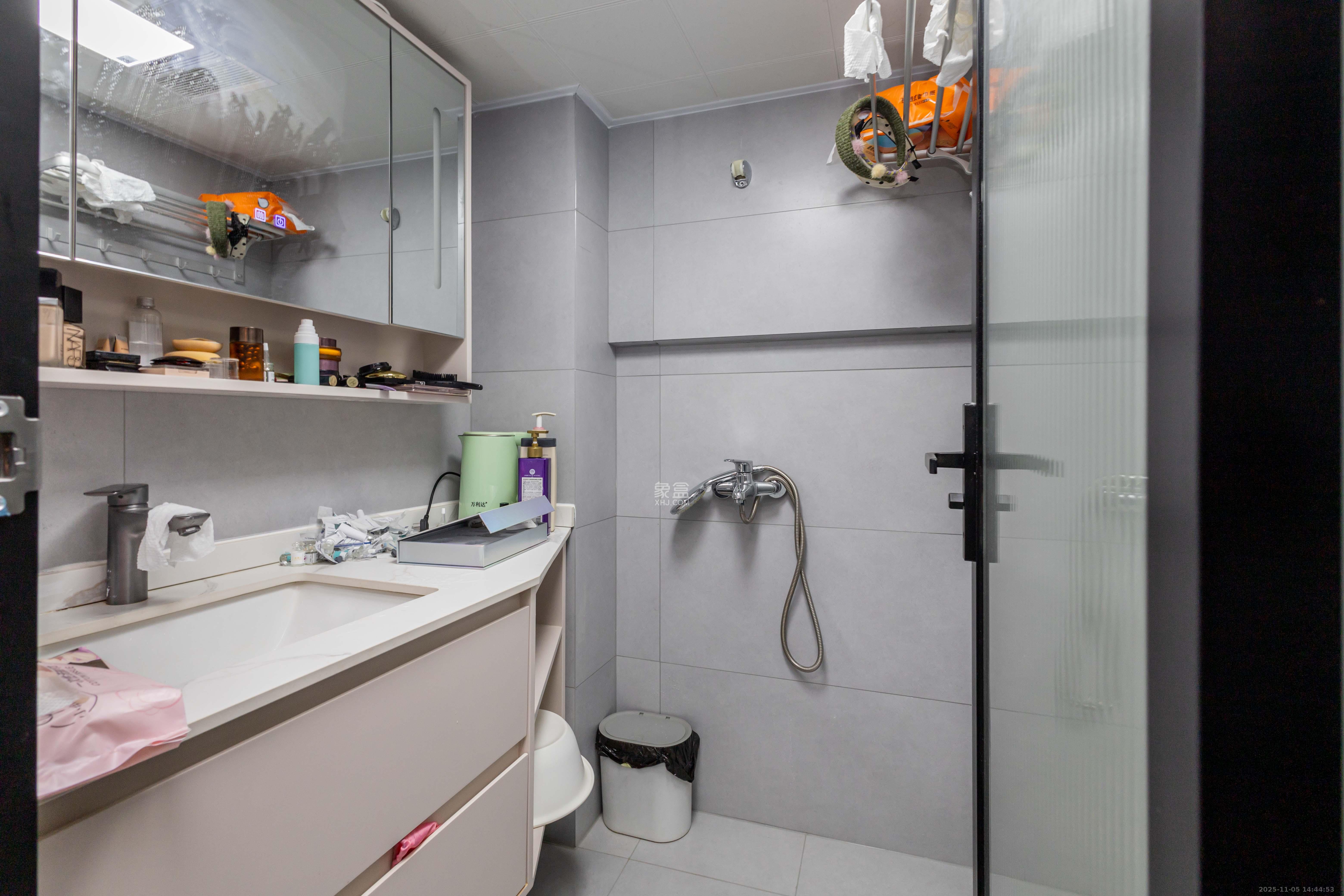 旺德府万象时代 1室0厅0卫 62.0万 旺德府万象时代 1室0厅0卫 62.0万卫生间