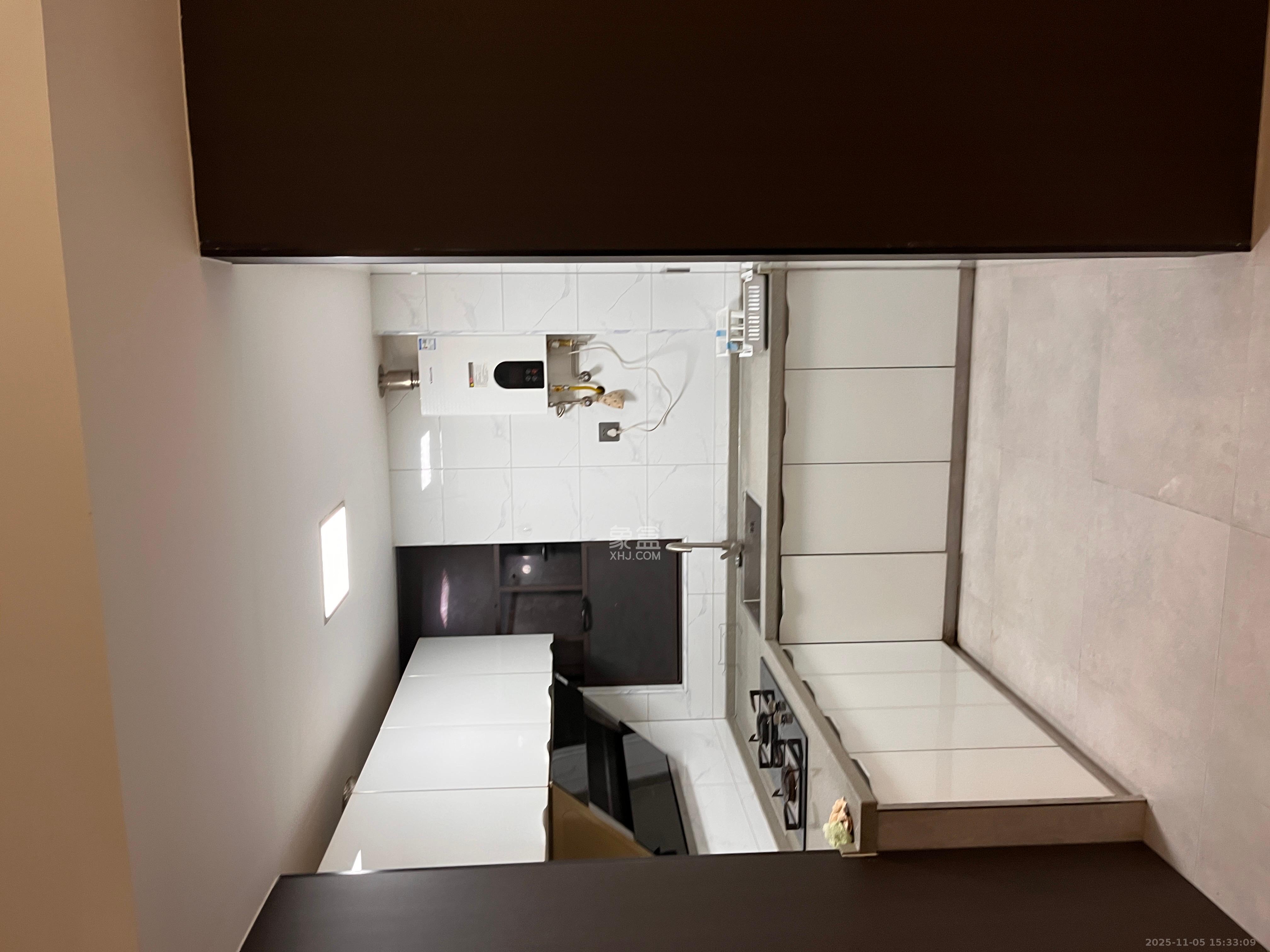 奥克斯缔壹城  3室2厅2卫    3000.0元/月室内图