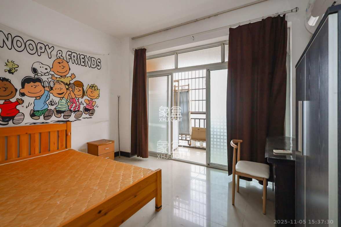 雄海花园 2室1厅1卫 2100.0元/月 雄海花园 2室1厅1卫 2100.0元/月室内图