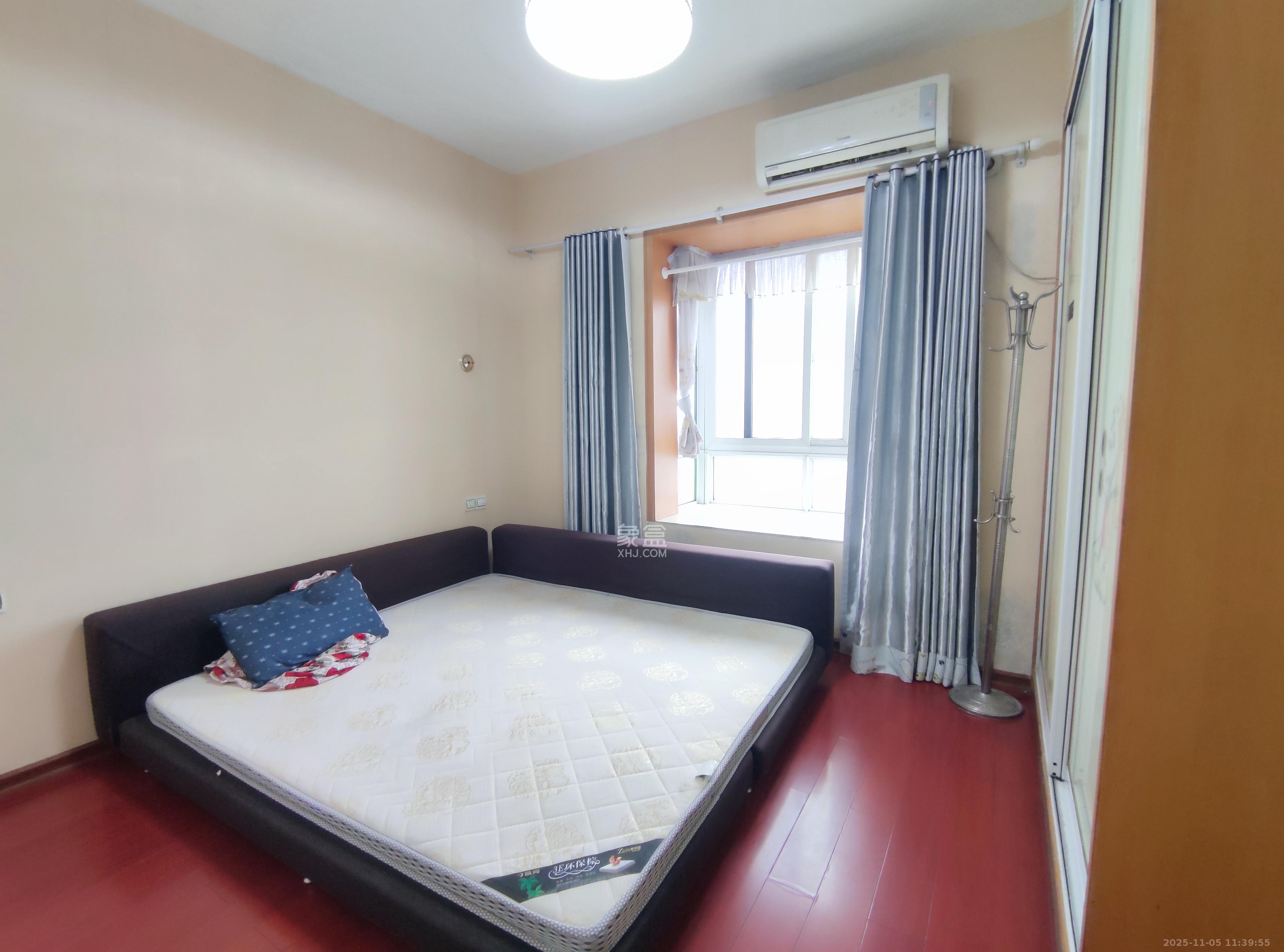 楚天馨苑 3室2厅2卫 1800.0元/月 楚天馨苑 3室2厅2卫 1800.0元/月室内图