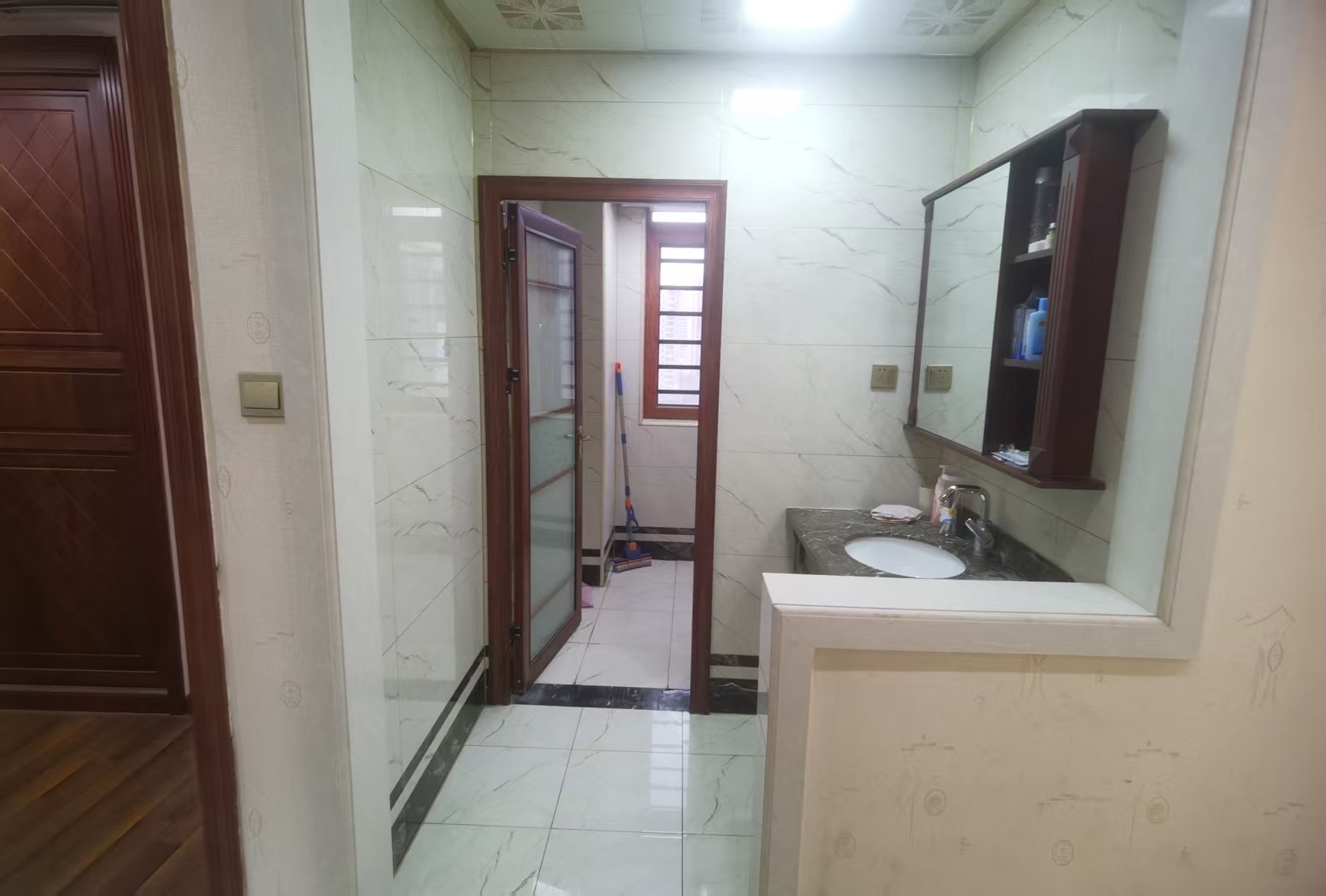 融冠亲城  1室0厅0卫    3200.0元/月室内图