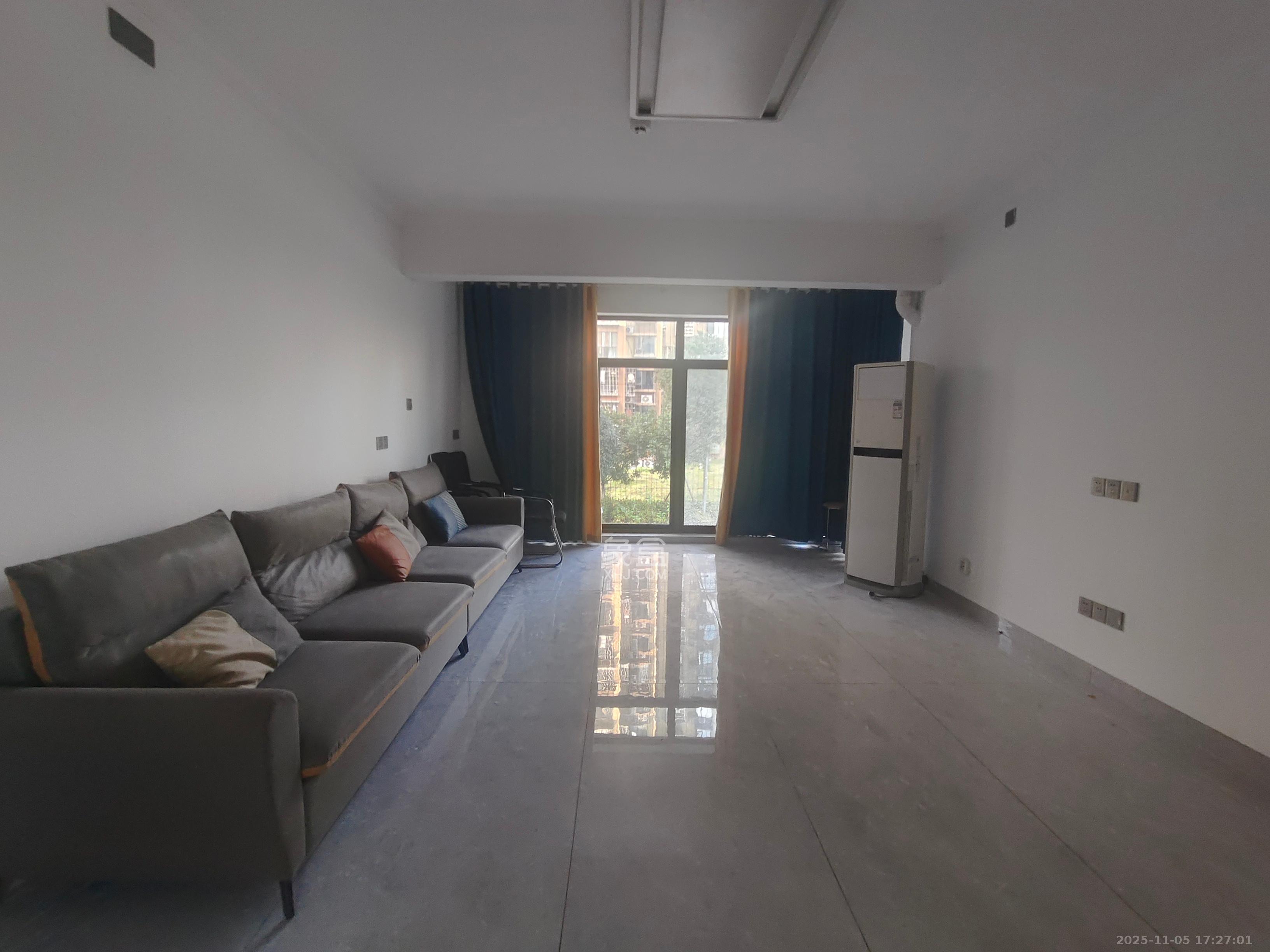 和润园三期  3室2厅1卫    2400.0元/月