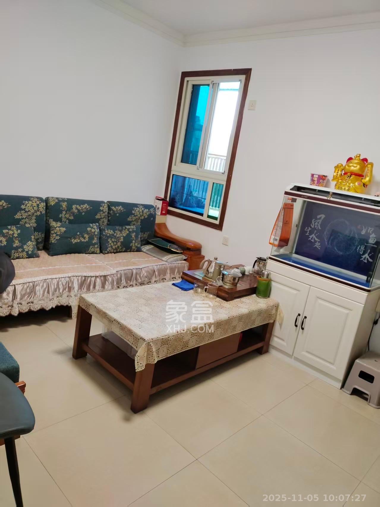 茶园坡社区(原王家冲社区) 2室1厅1卫 1300.0元/月 茶园坡社区(原王家冲社区) 2室1厅1卫 1300.0元/月室内图