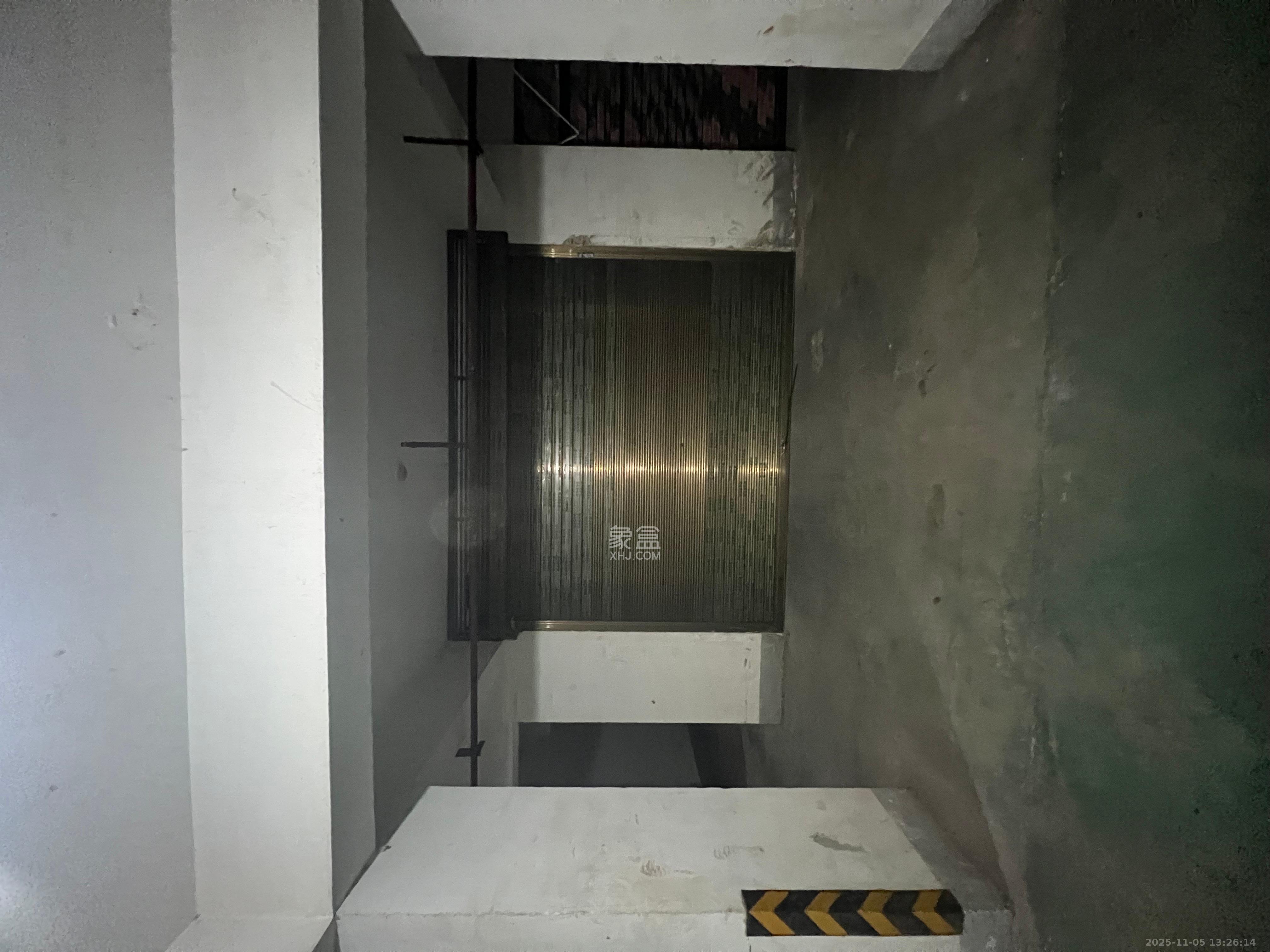 未来现代城  2室2厅1卫    1800.0元/月室内图