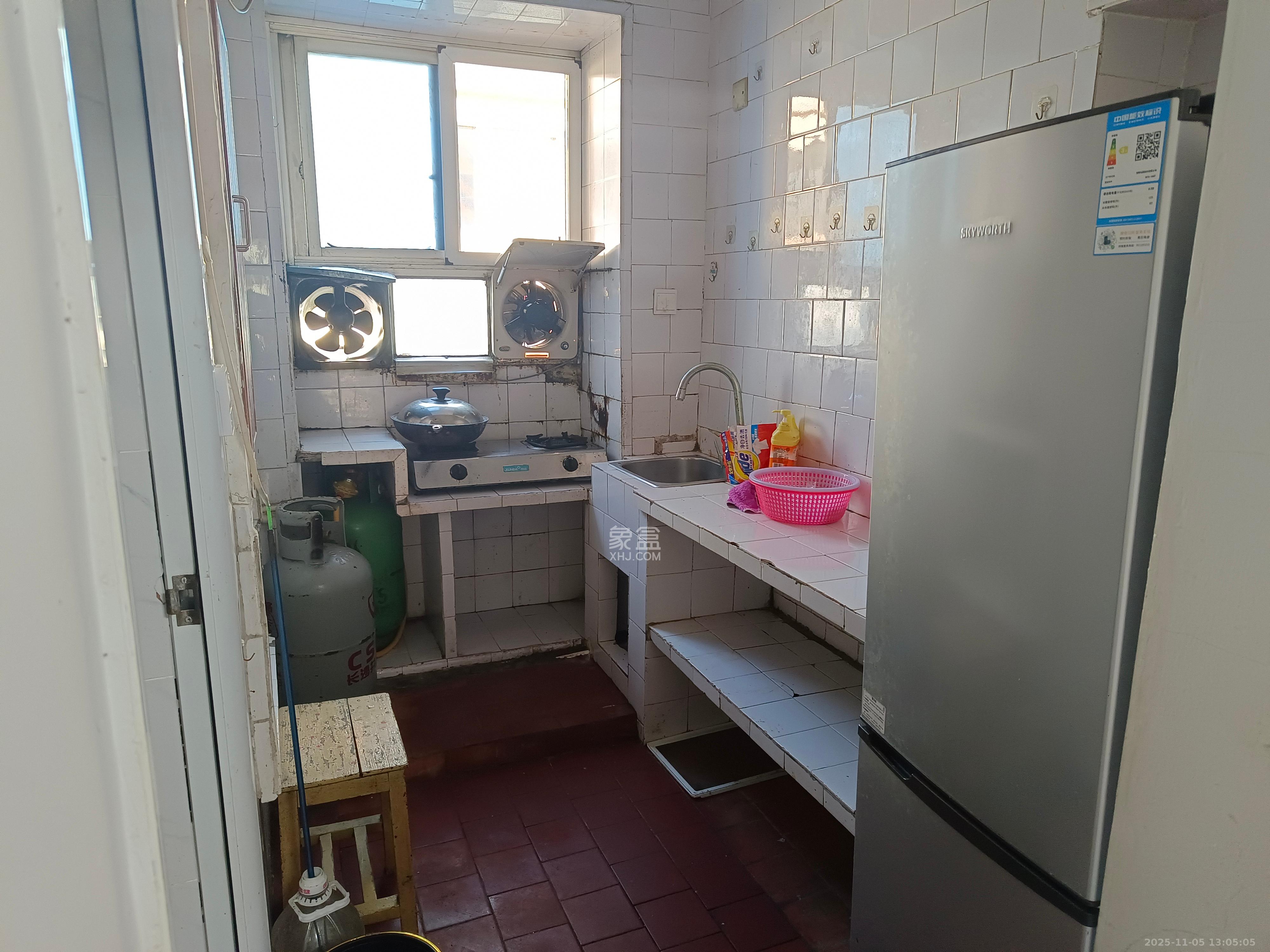 人造板厂宿舍（新河北堤1号）  2室1厅1卫    1600.0元/月室内图