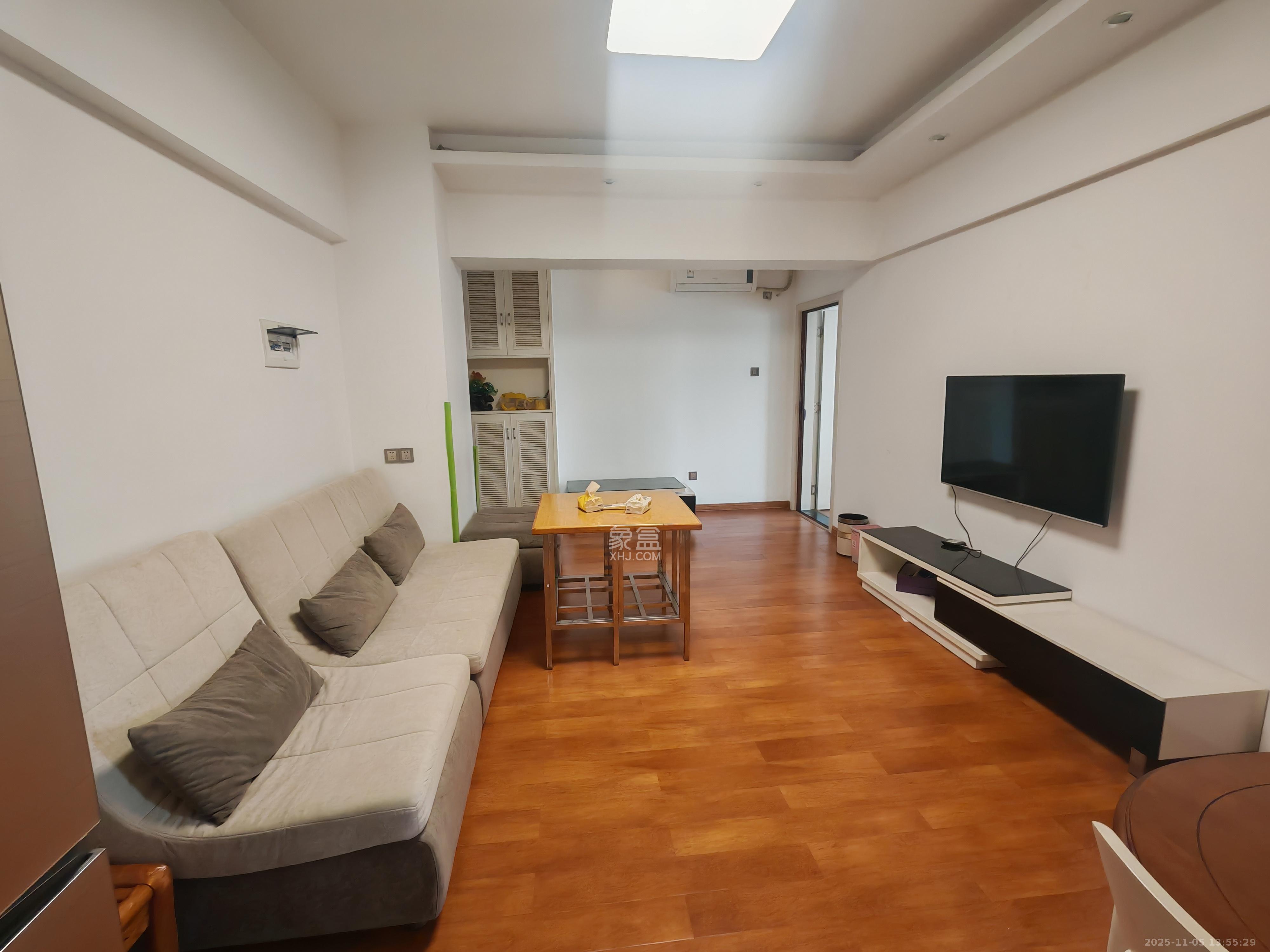 绿地公馆（绿地名邸）  2室2厅1卫    1900.0元/月室内图