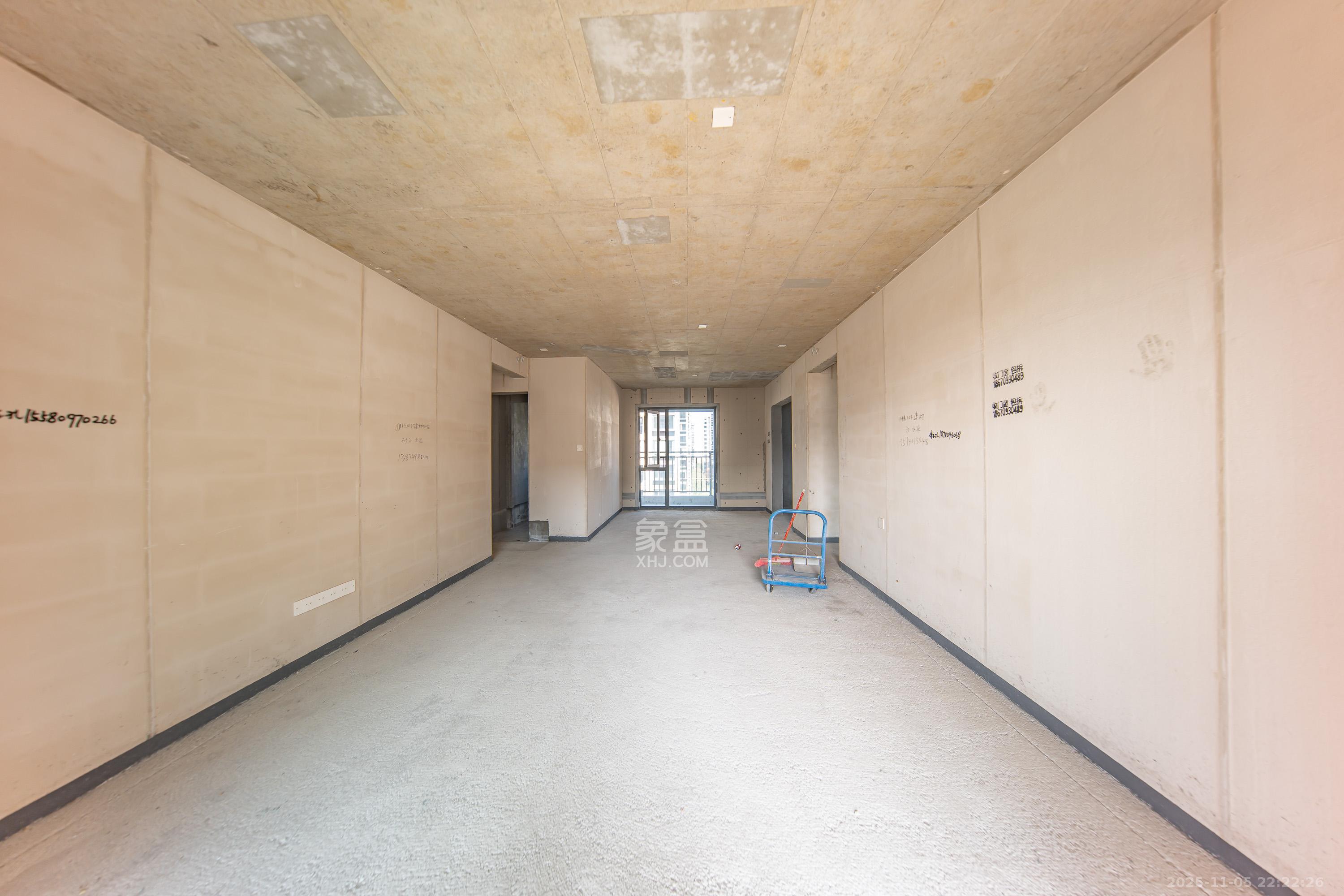 保利长交锦上  1室0厅0卫    162.8万