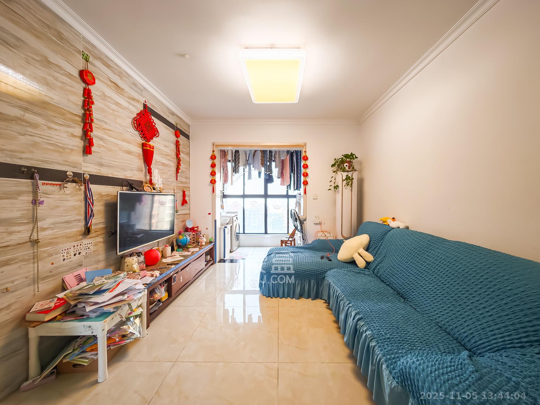 绿地海外滩一期  2室1厅1卫    49.8万