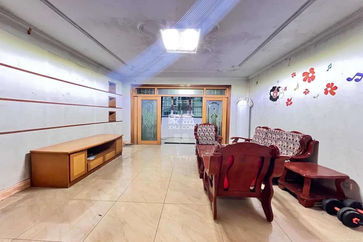 德政园 2室2厅1卫 1800.0元/月 德政园 2室2厅1卫 1800.0元/月室内图